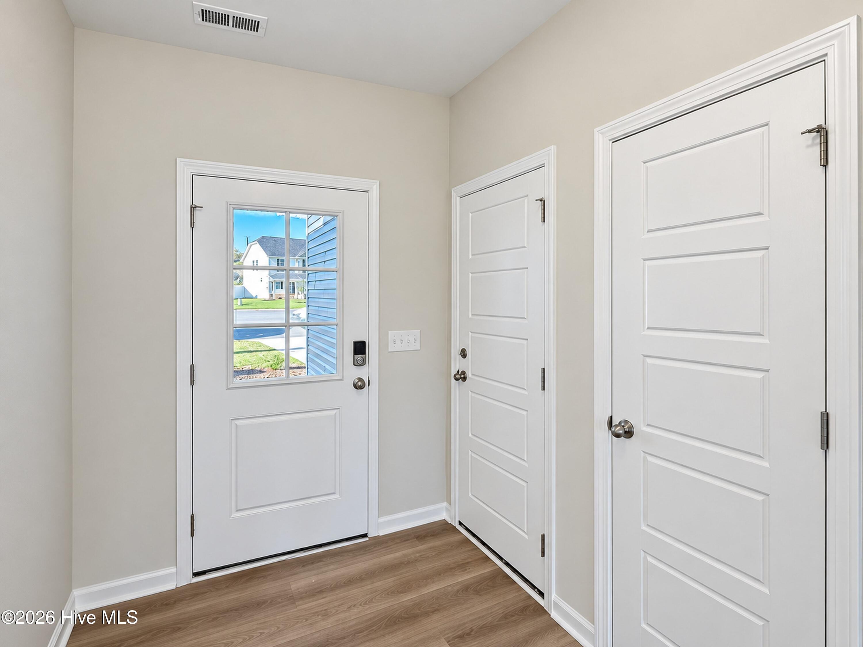 39 E Emily Gardens Drive Property Photo 2