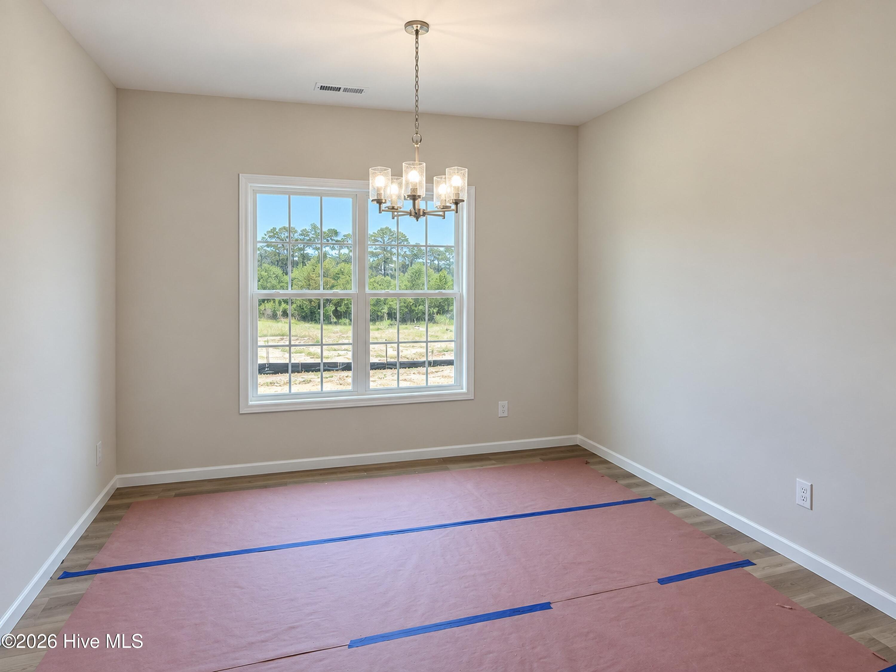 39 E Emily Gardens Drive Property Photo 6