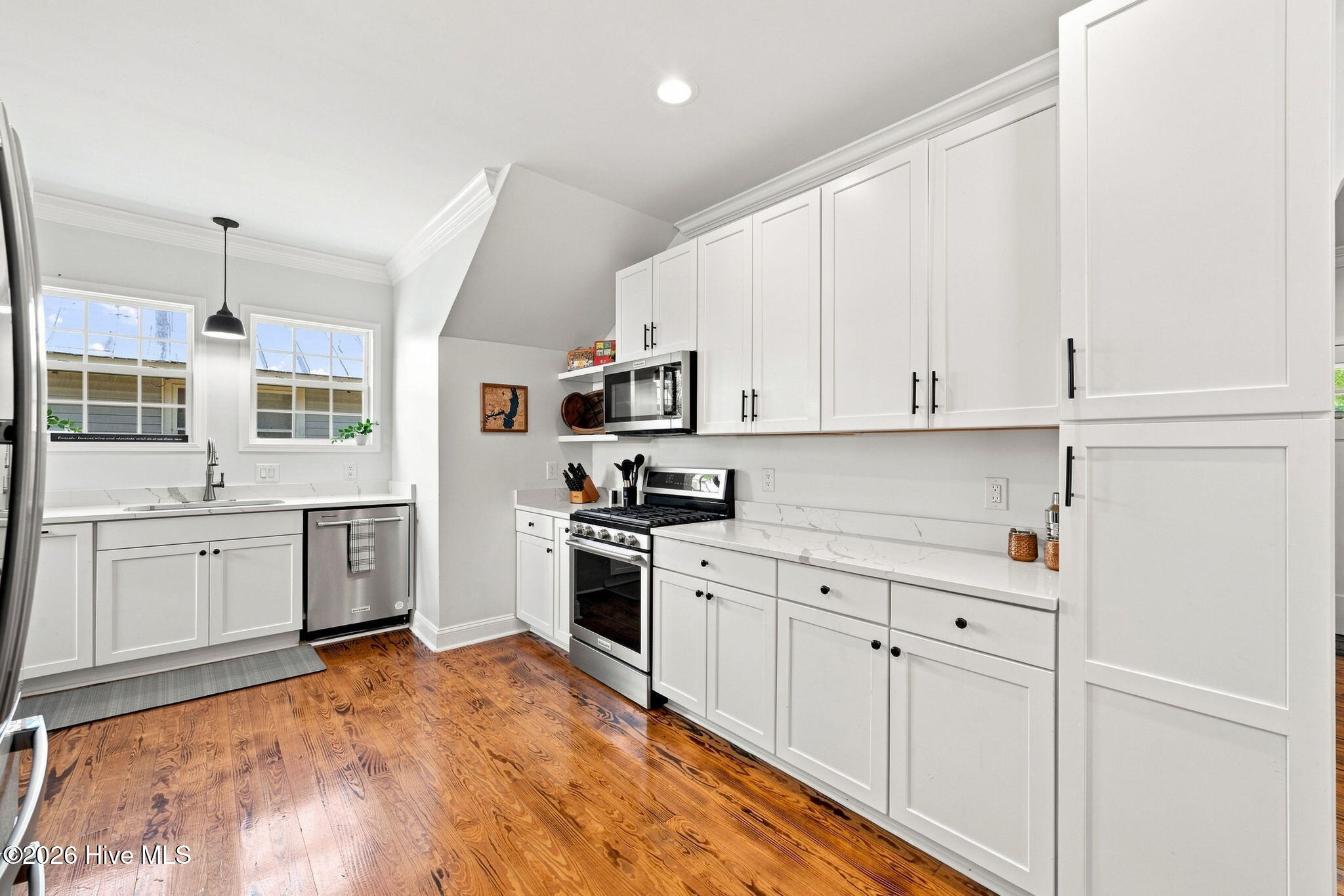 1422 Park Avenue Property Photo 6