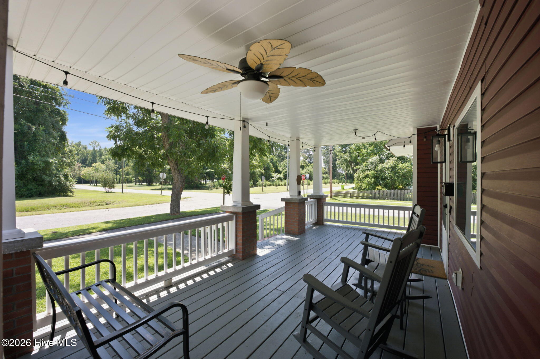 1422 Park Avenue Property Photo 8