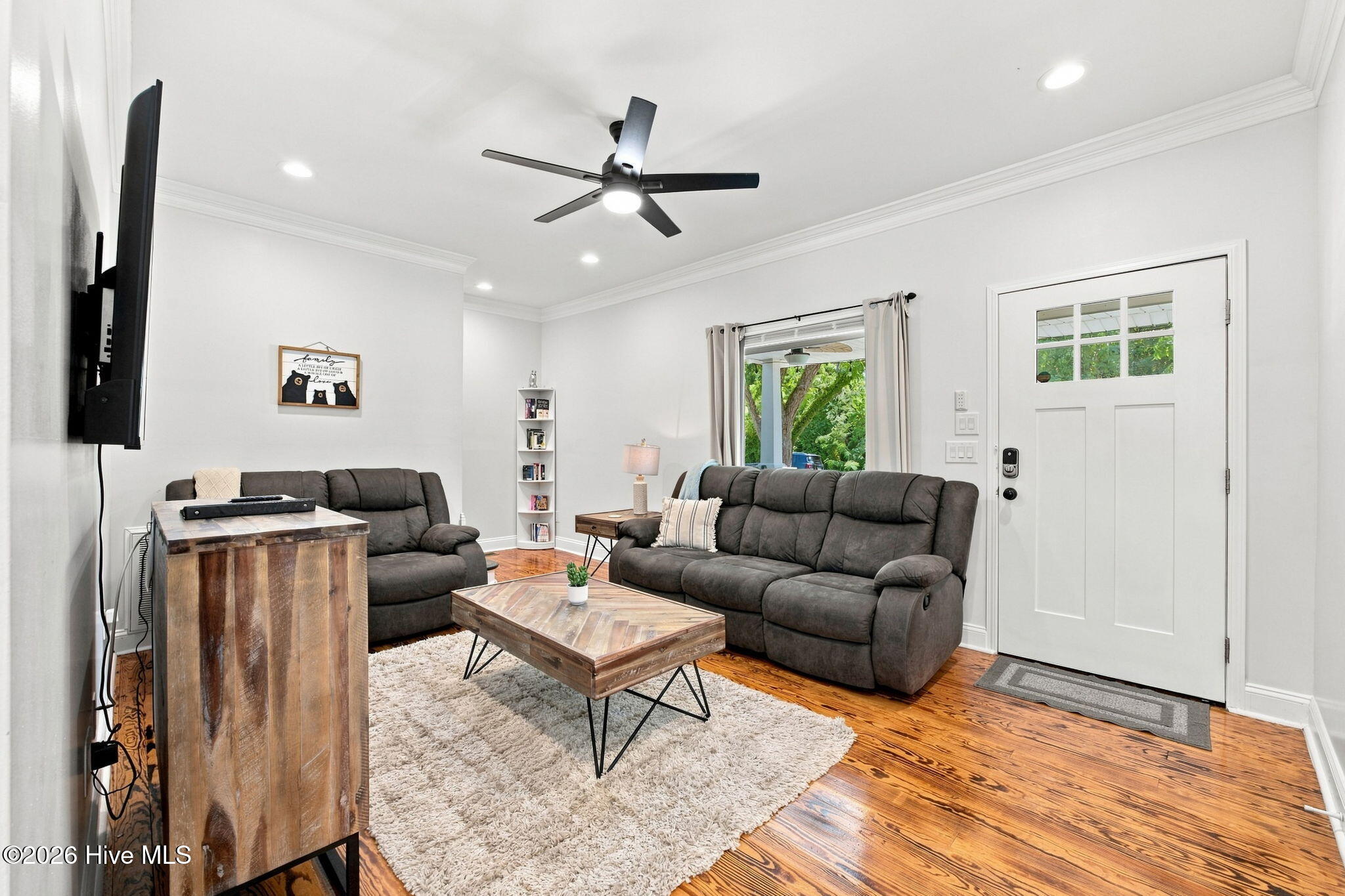 1422 Park Avenue Property Photo 15