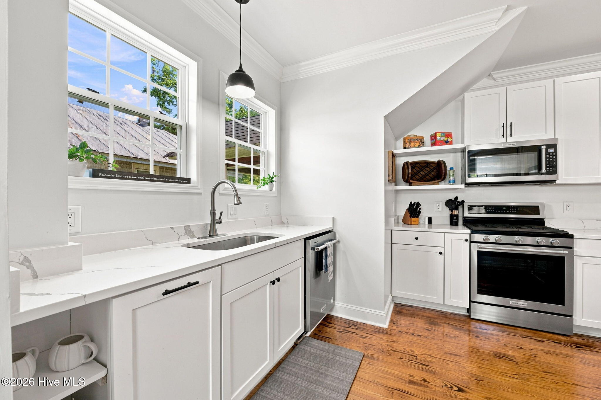 1422 Park Avenue Property Photo 17
