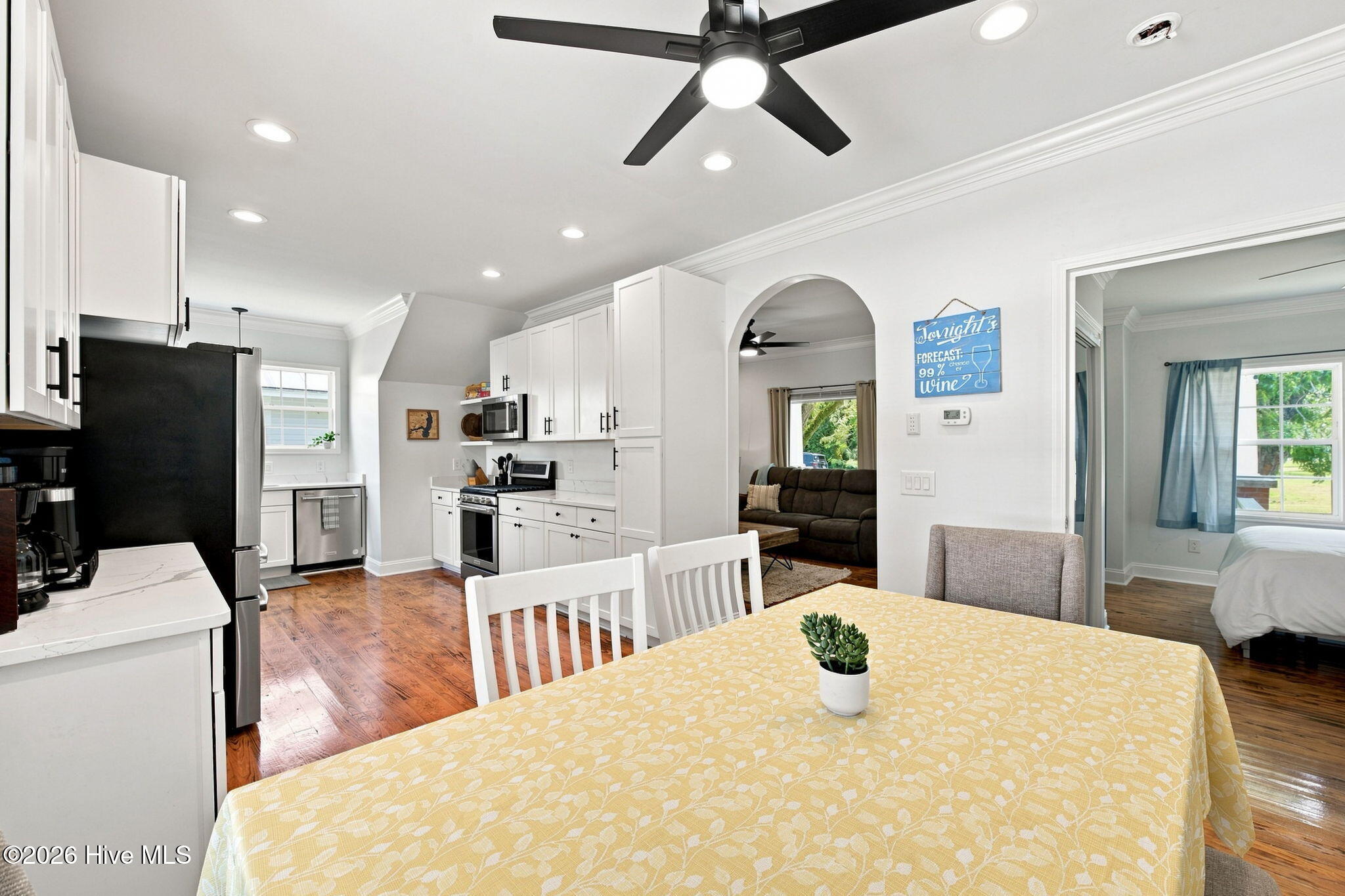 1422 Park Avenue Property Photo 17