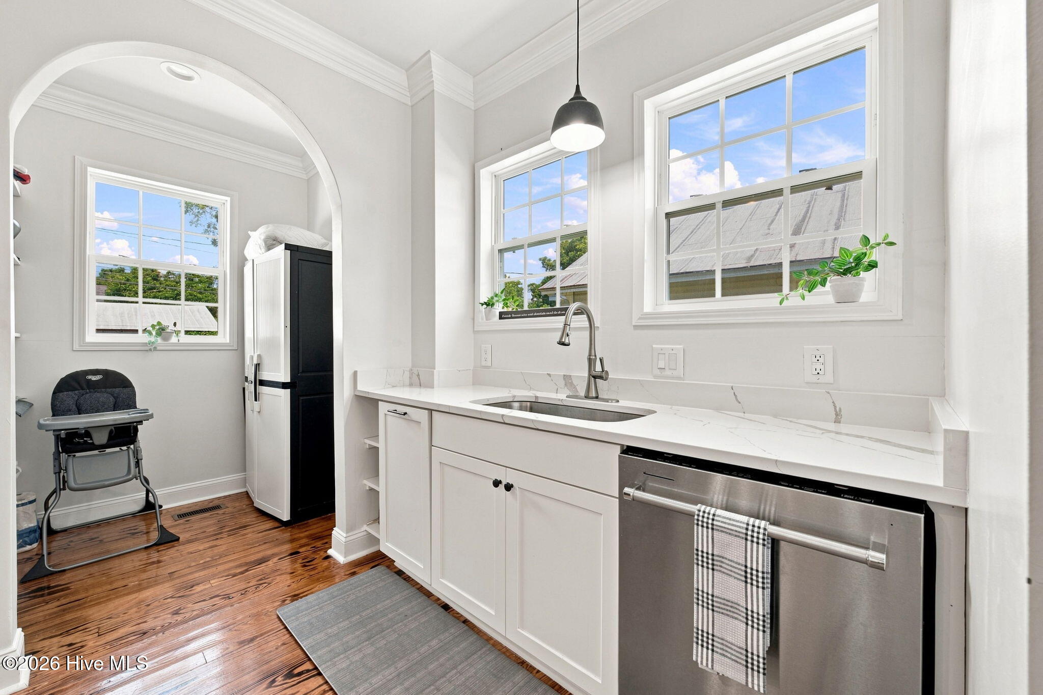 1422 Park Avenue Property Photo 19