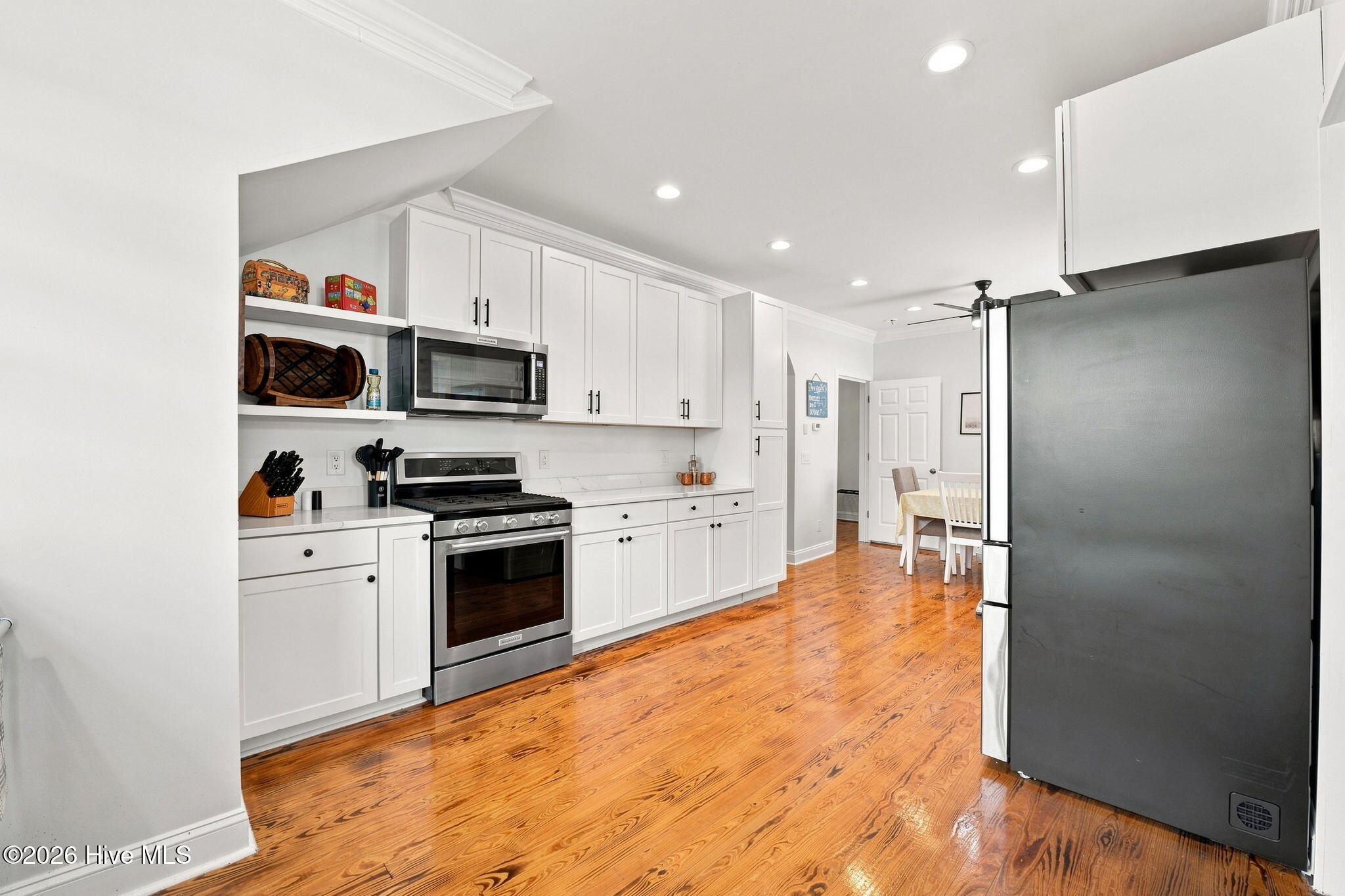 1422 Park Avenue Property Photo 23