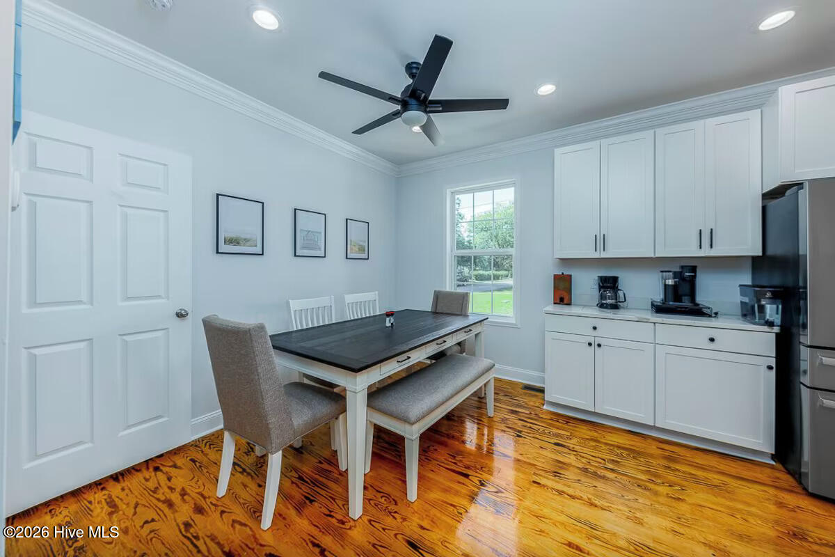 1422 Park Avenue Property Photo 32