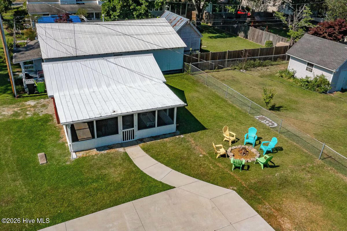 1422 Park Avenue Property Photo 43