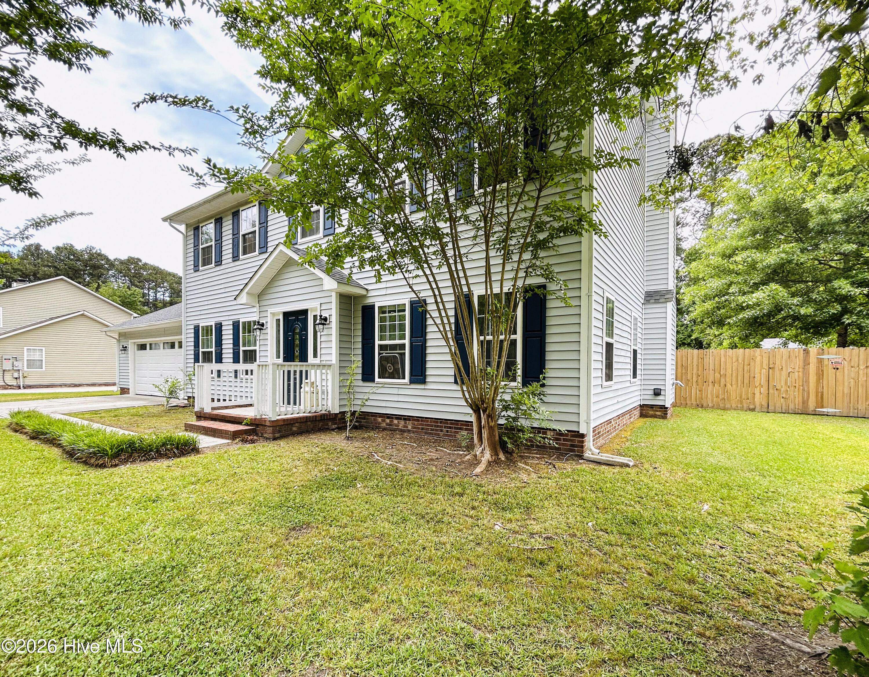 124 Empire Boulevard Property Photo 2