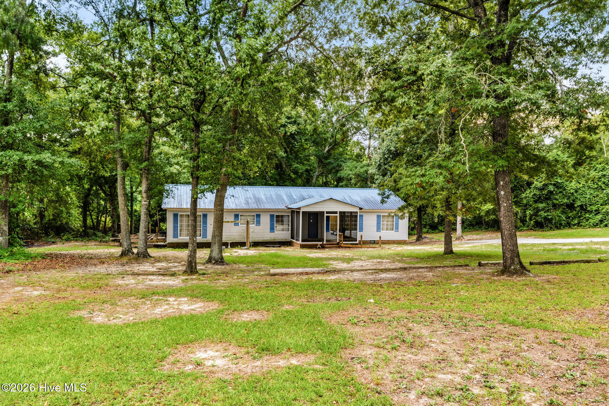 352 Northside Drive Property Photo 1