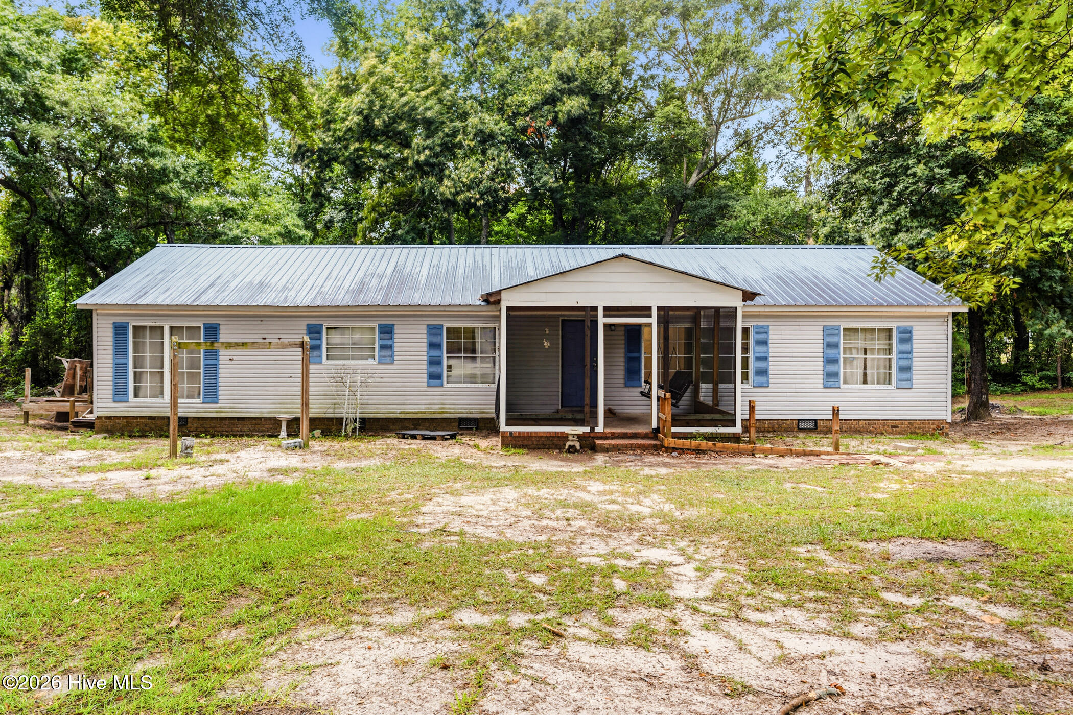 352 Northside Drive Property Photo 4