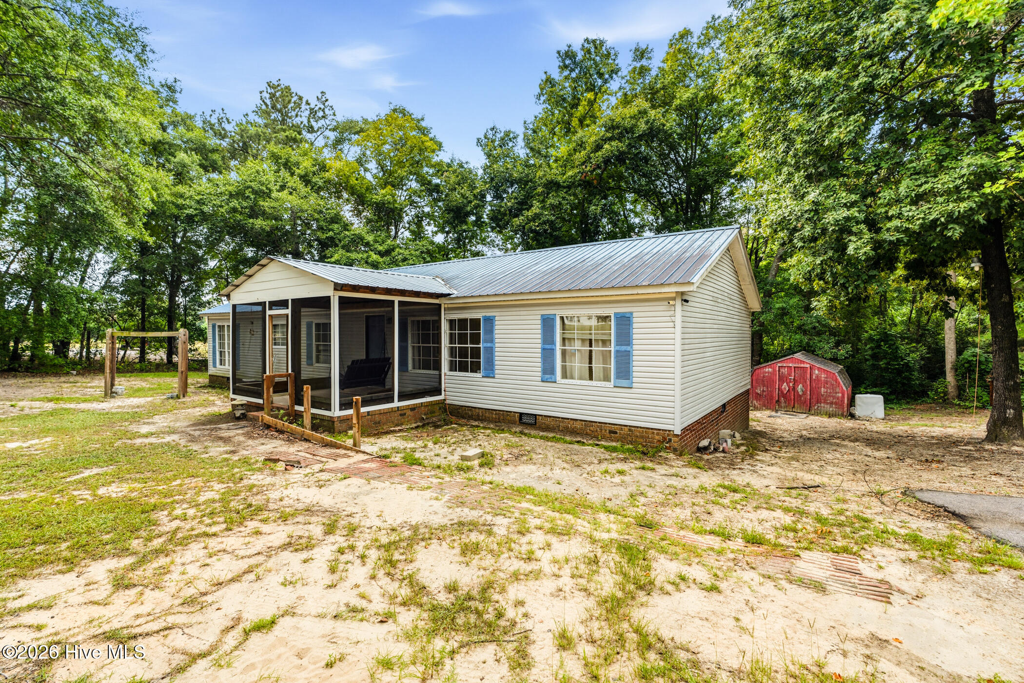 352 Northside Drive Property Photo 5
