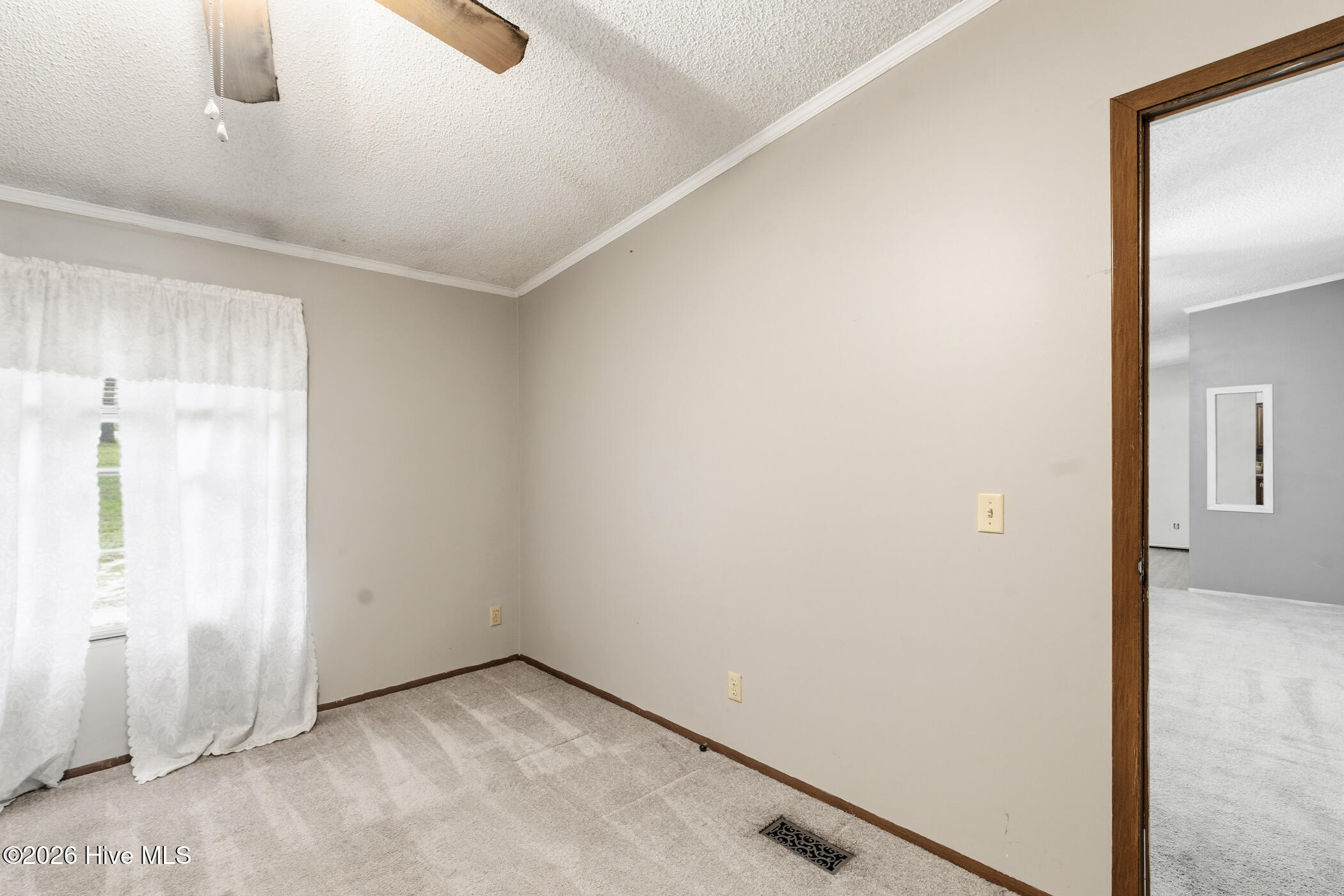 352 Northside Drive Property Photo 27