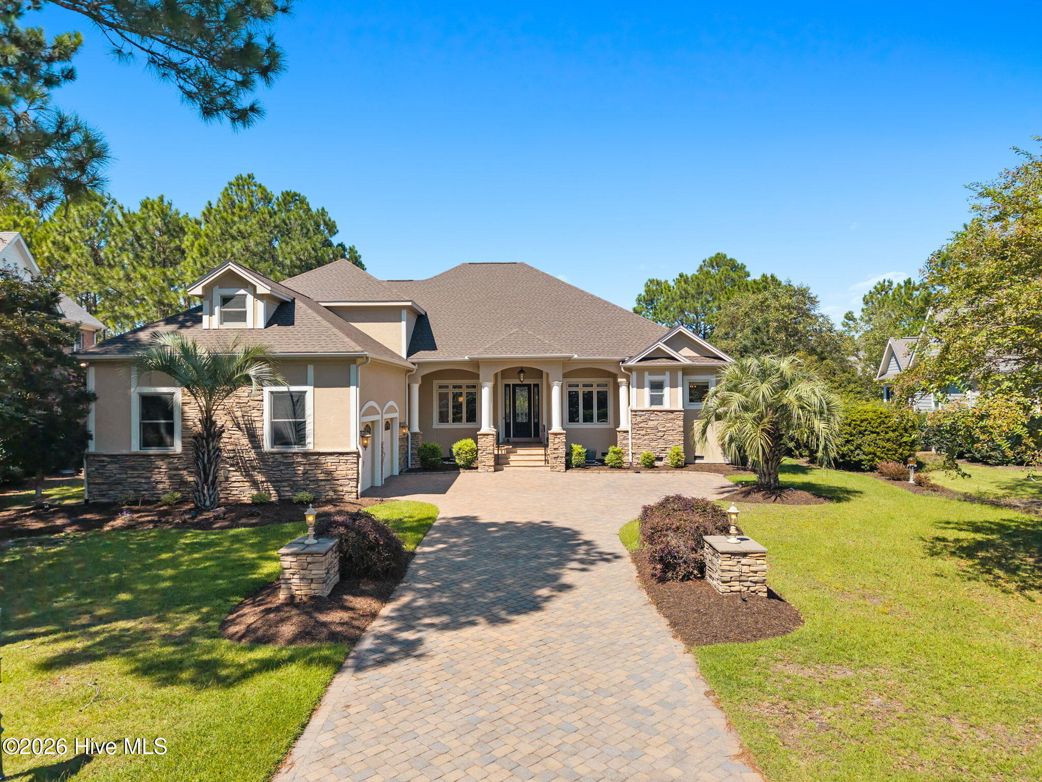 3858 Ridge Crest Drive Property Photo 3
