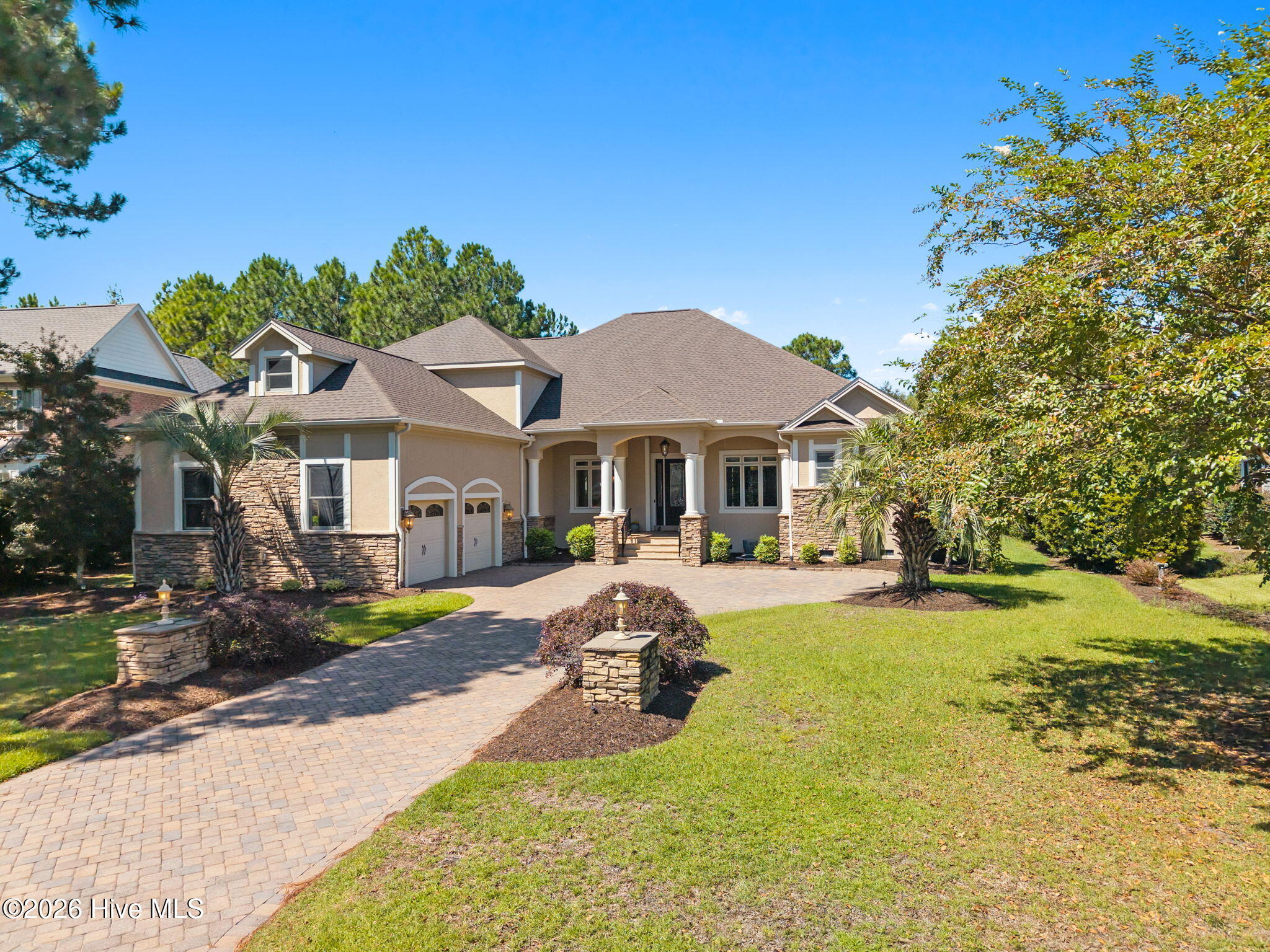 3858 Ridge Crest Drive Property Photo 4