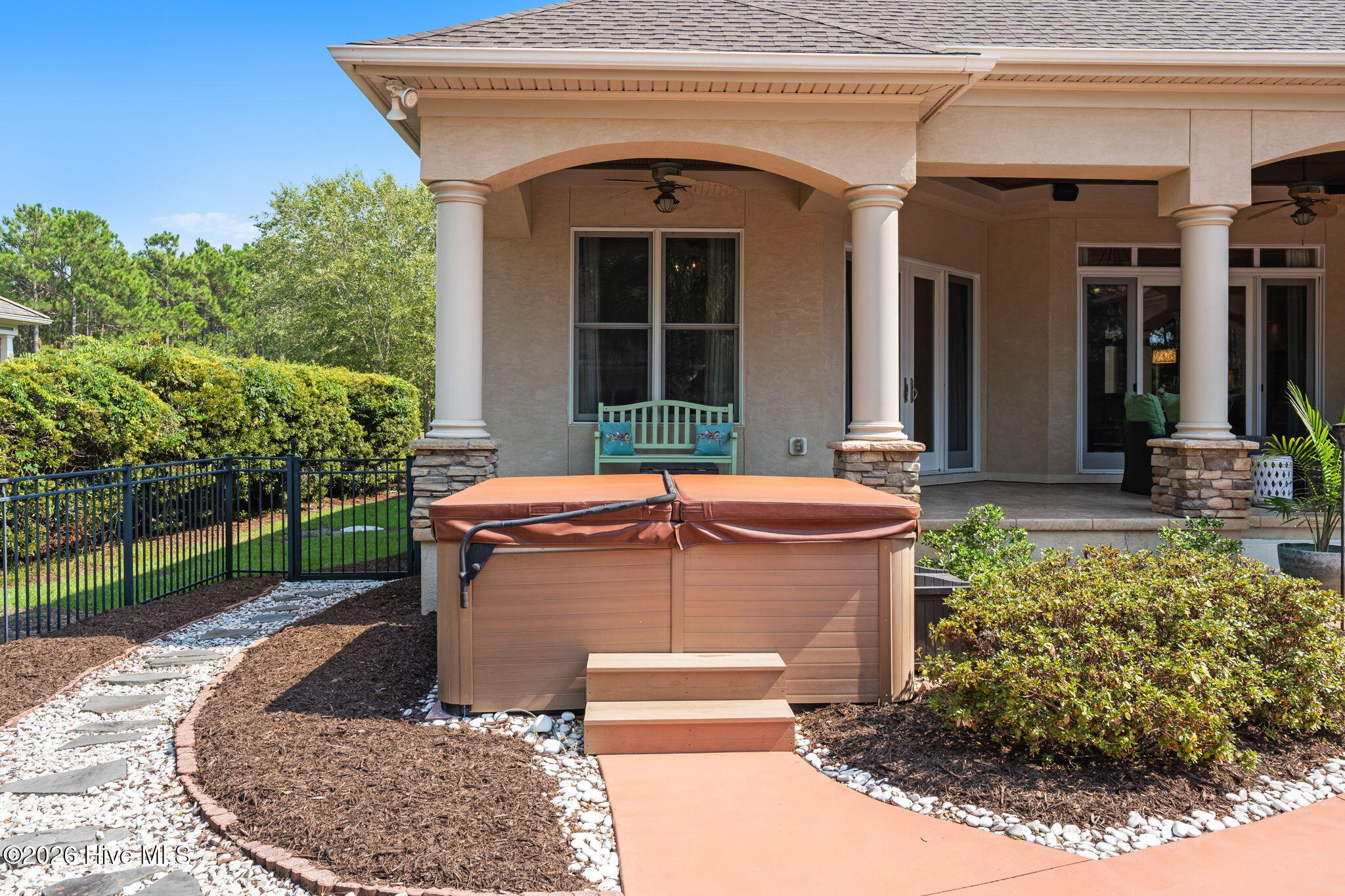 3858 Ridge Crest Drive Property Photo 13