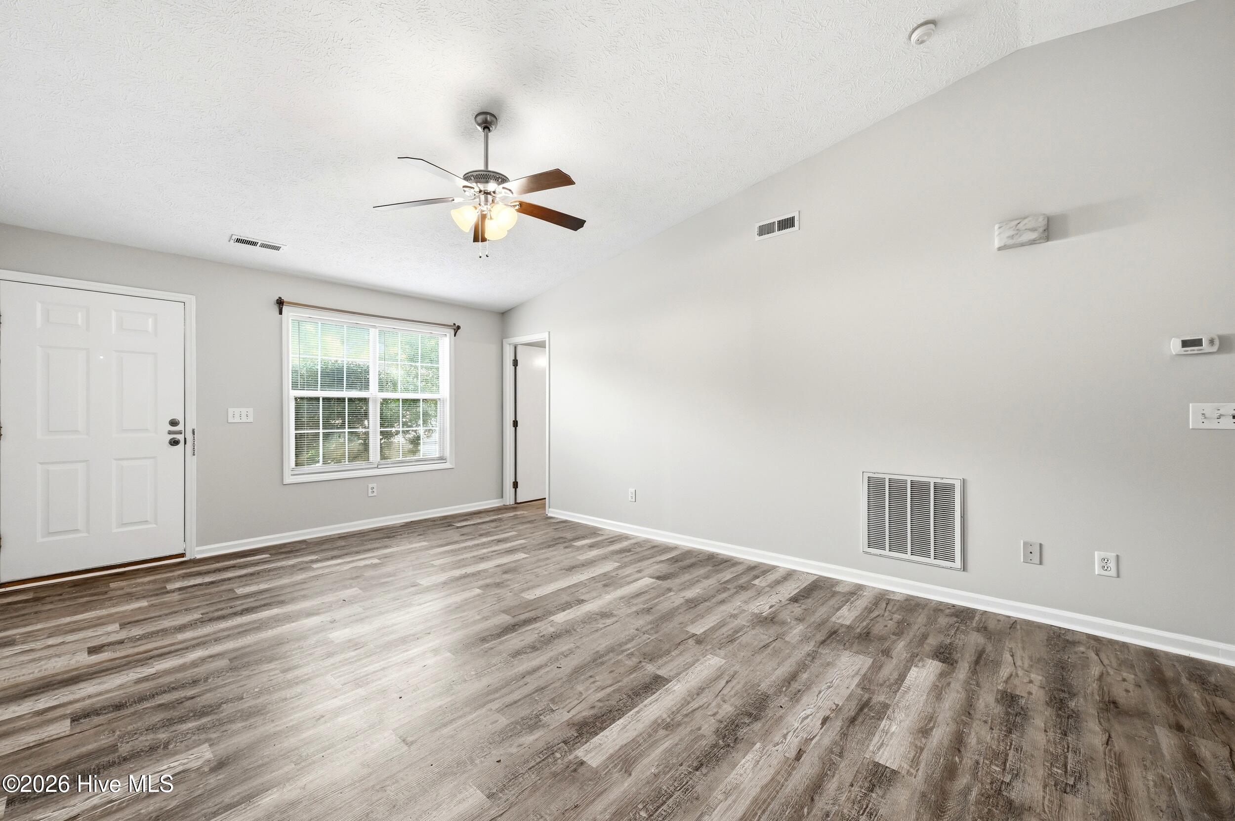 711 Varsity Drive Property Photo 5