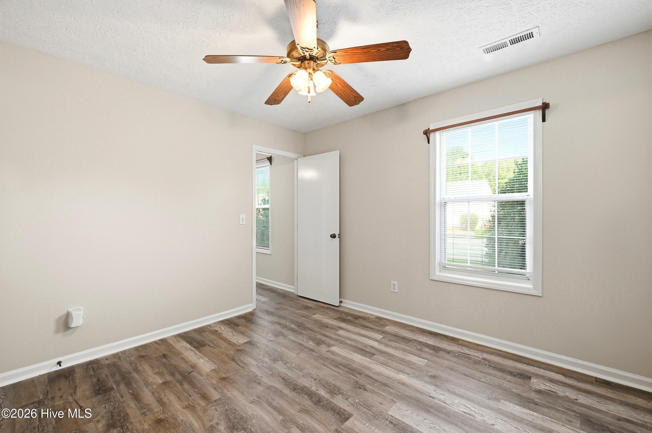 711 Varsity Drive Property Photo 15