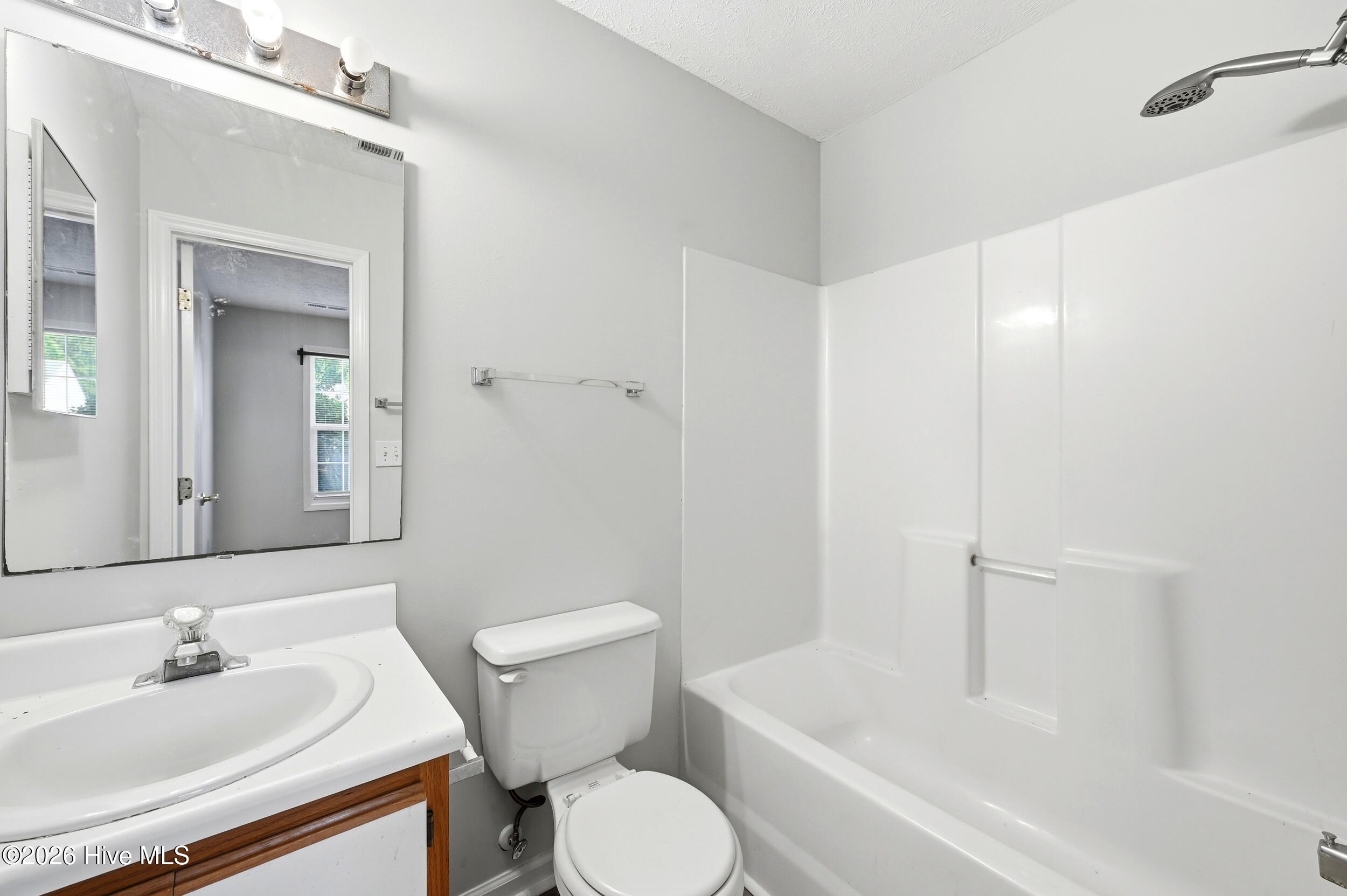711 Varsity Drive Property Photo 17