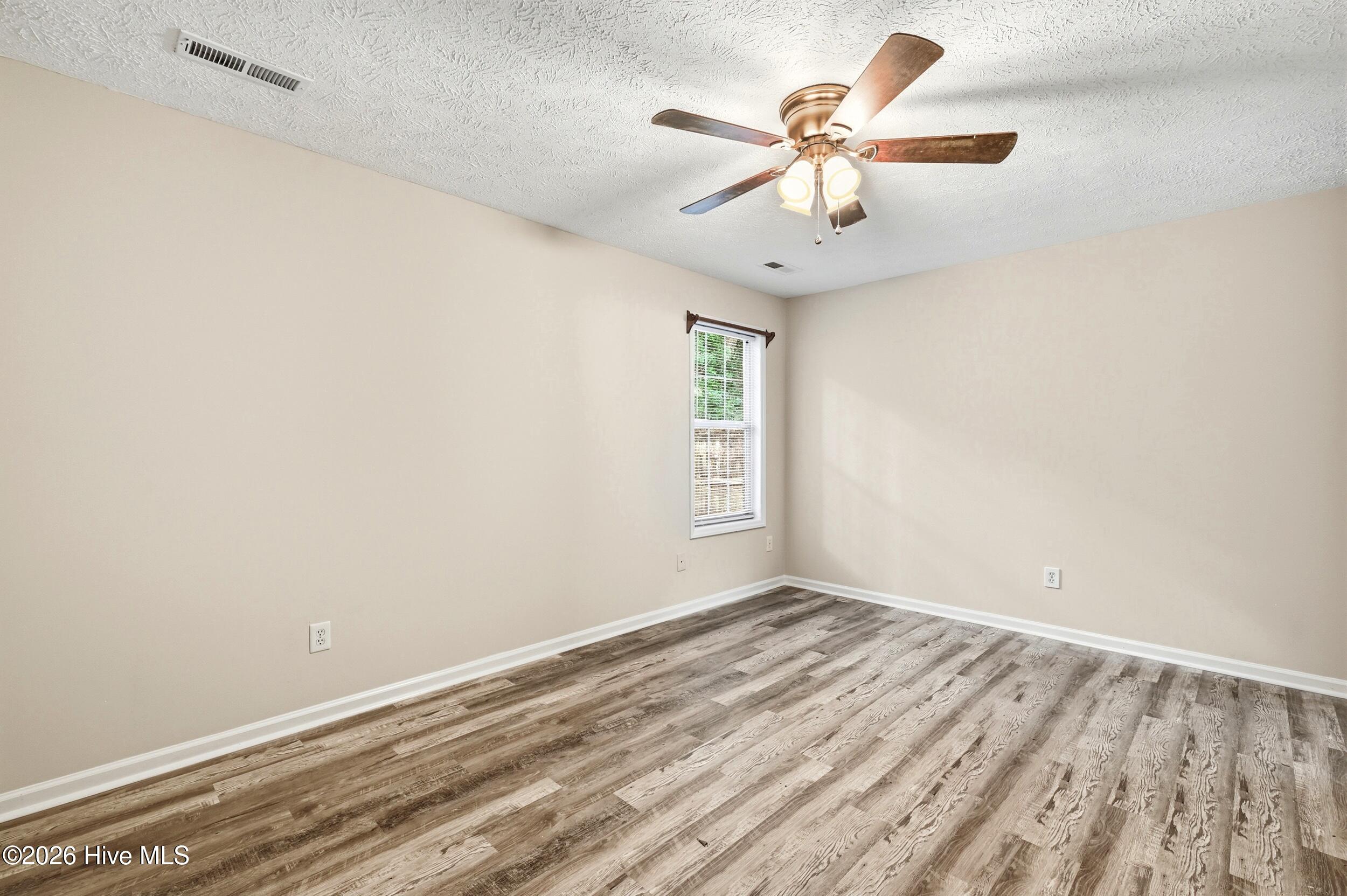 711 Varsity Drive Property Photo 19