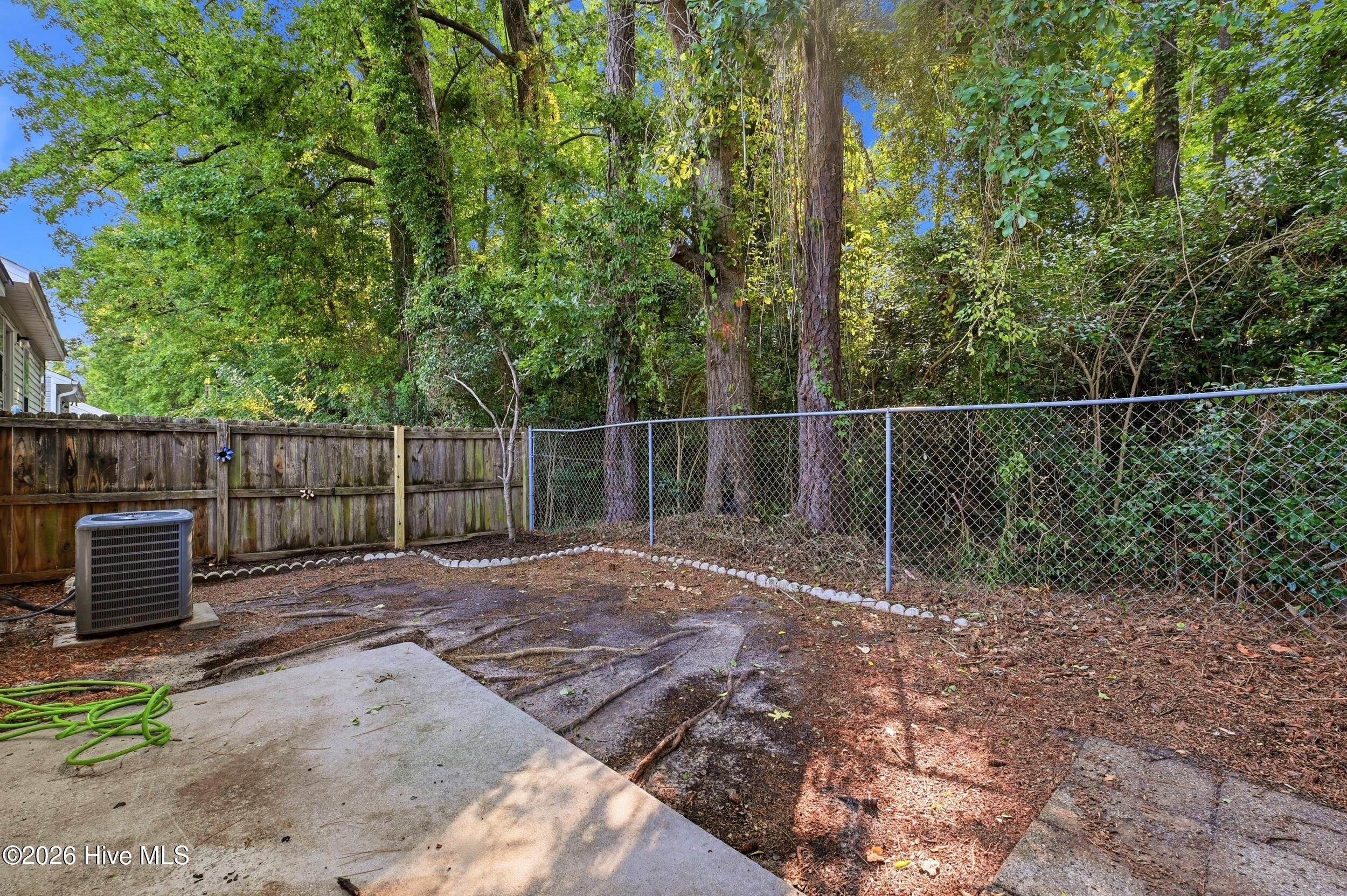 711 Varsity Drive Property Photo 23