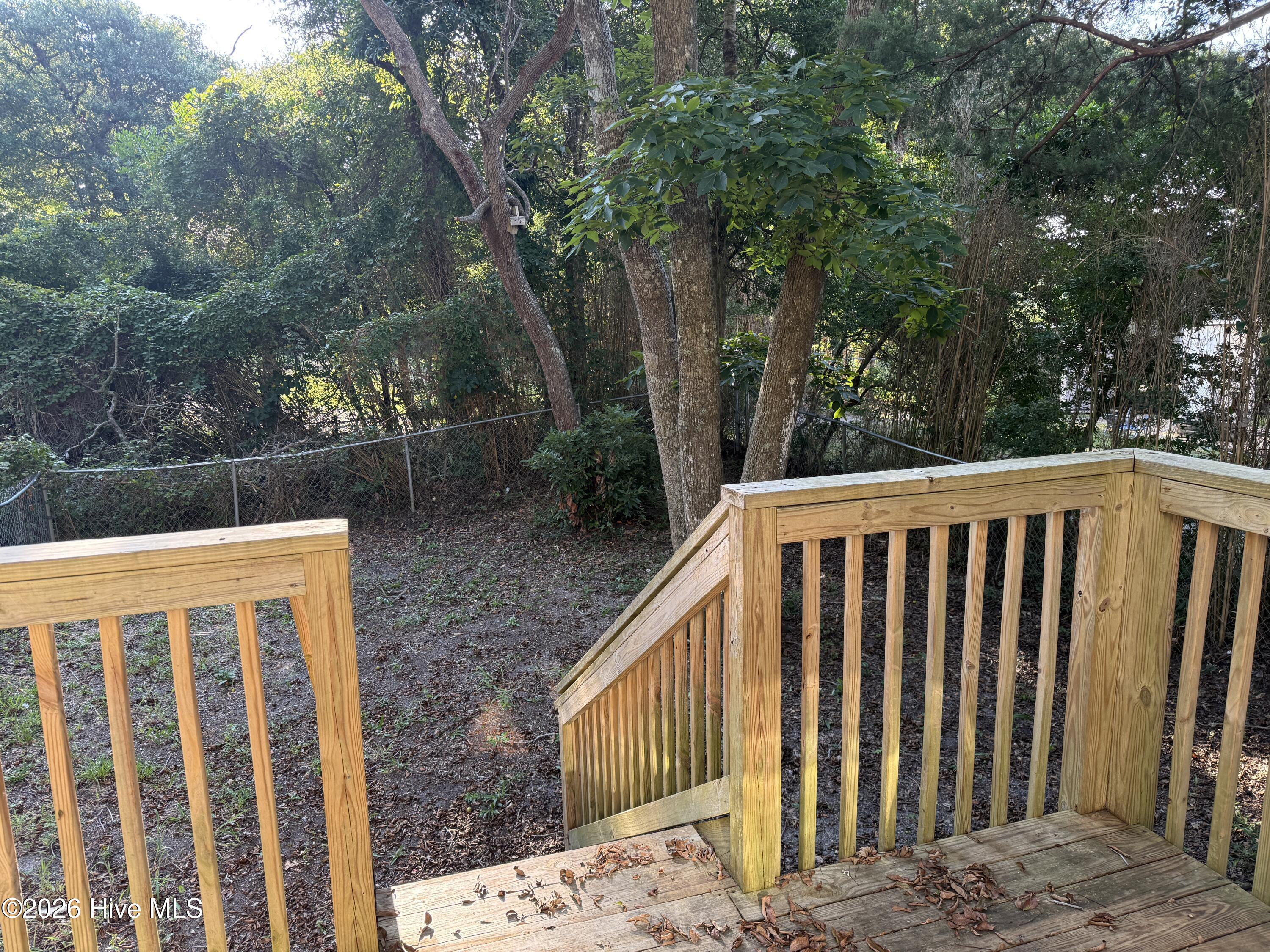 300 Lee Drive B Property Photo 17