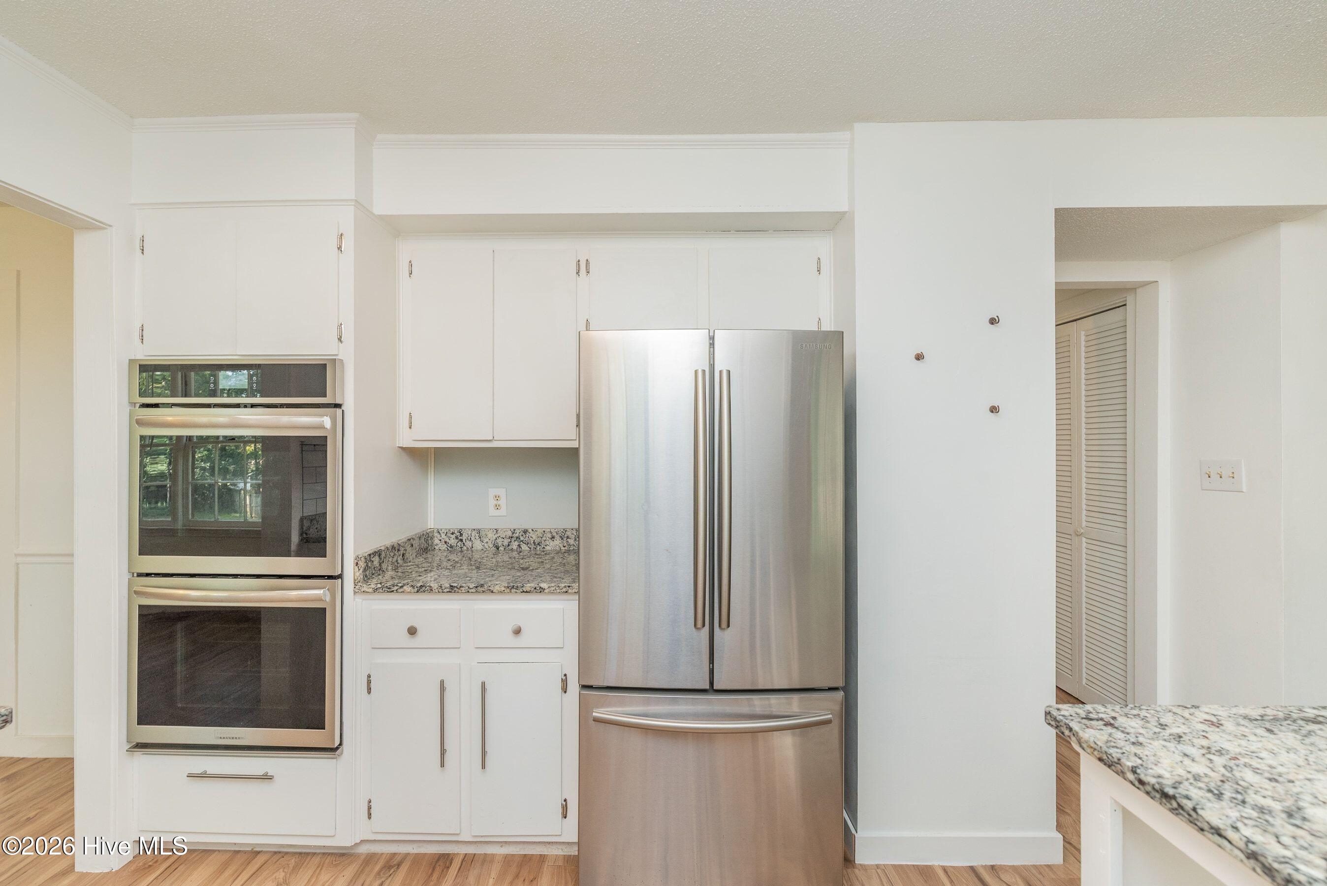 4327 Sun Valley Place Property Photo 10