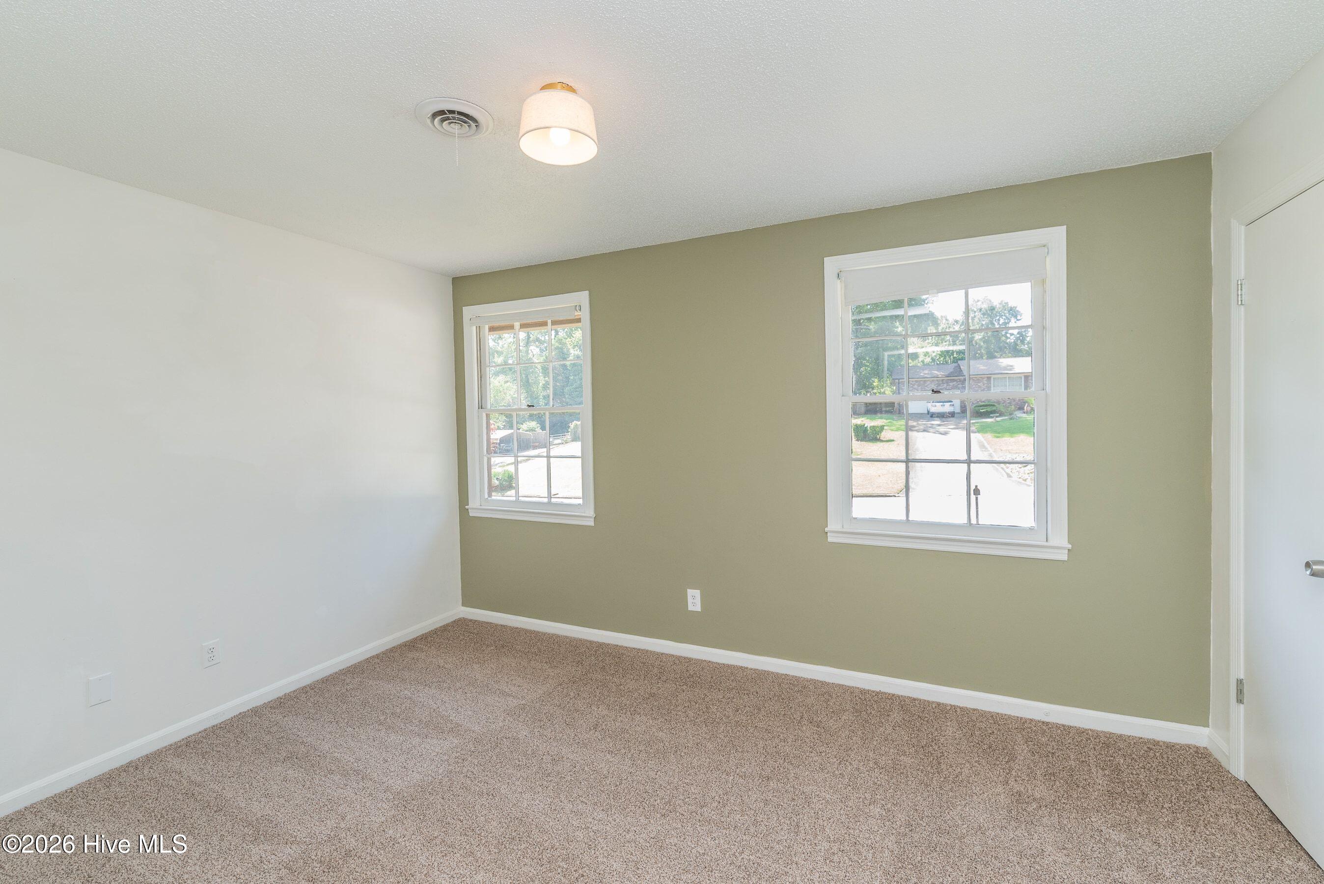 4327 Sun Valley Place Property Photo 24