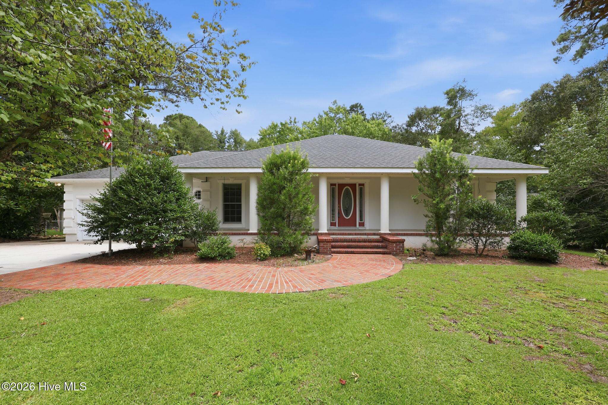 134 Longwood Drive Property Photo 1