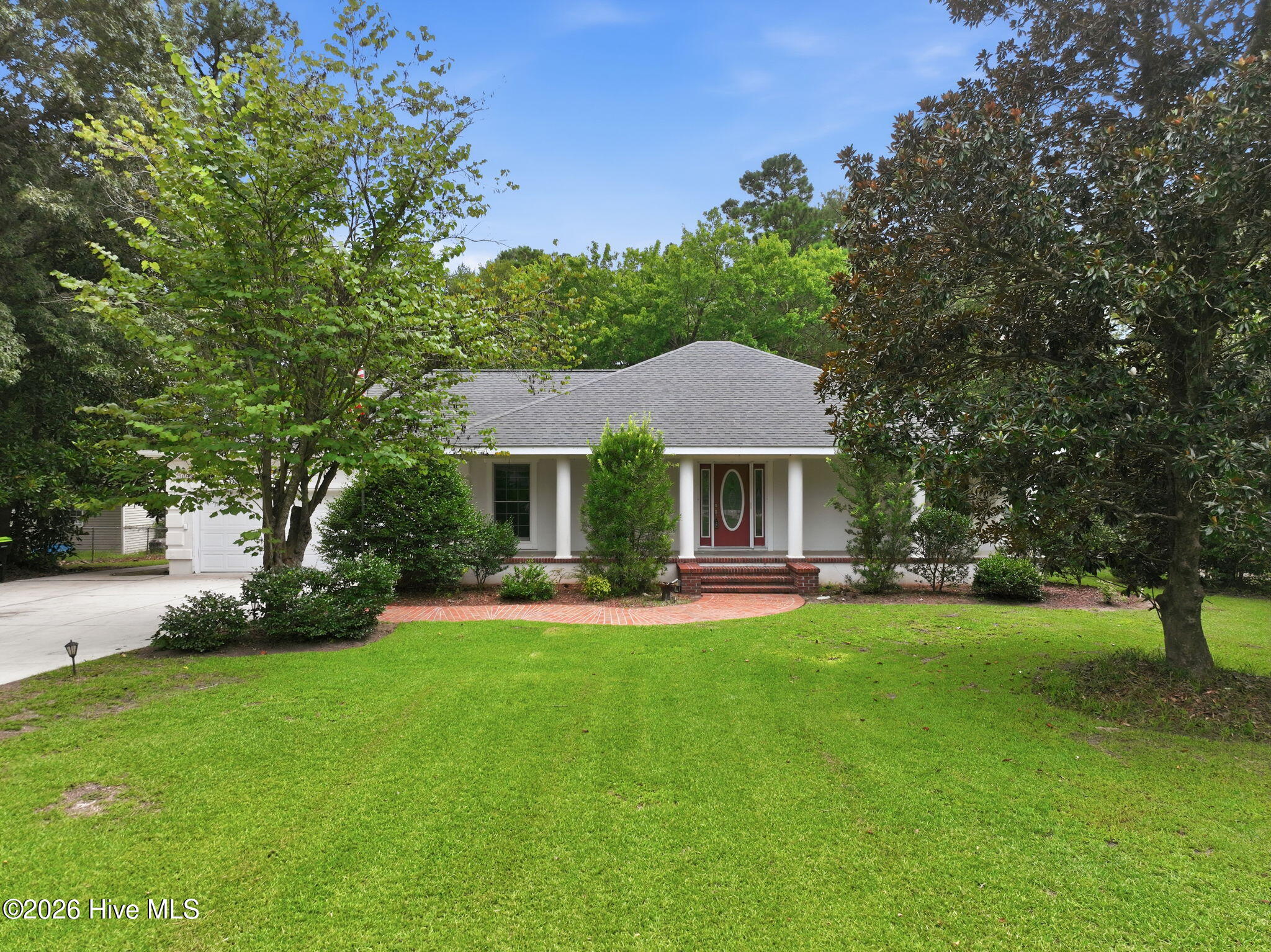 134 Longwood Drive Property Photo 2
