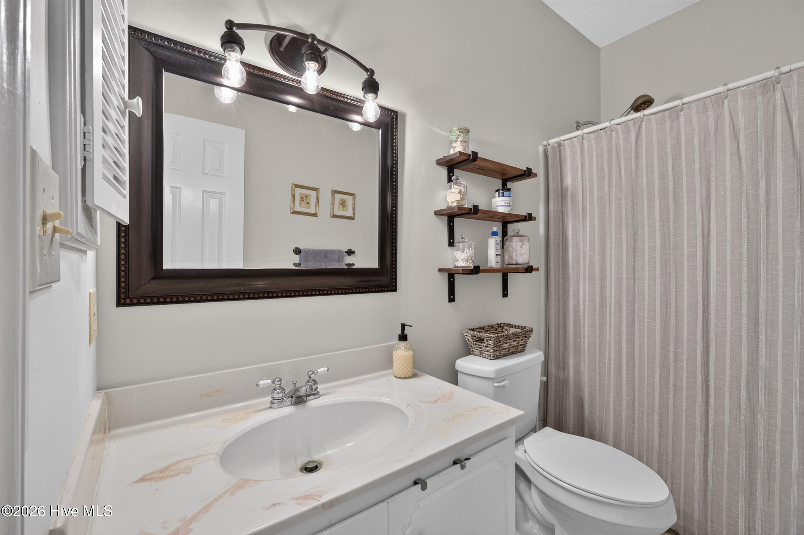 2009 Townvue Court Property Photo 21