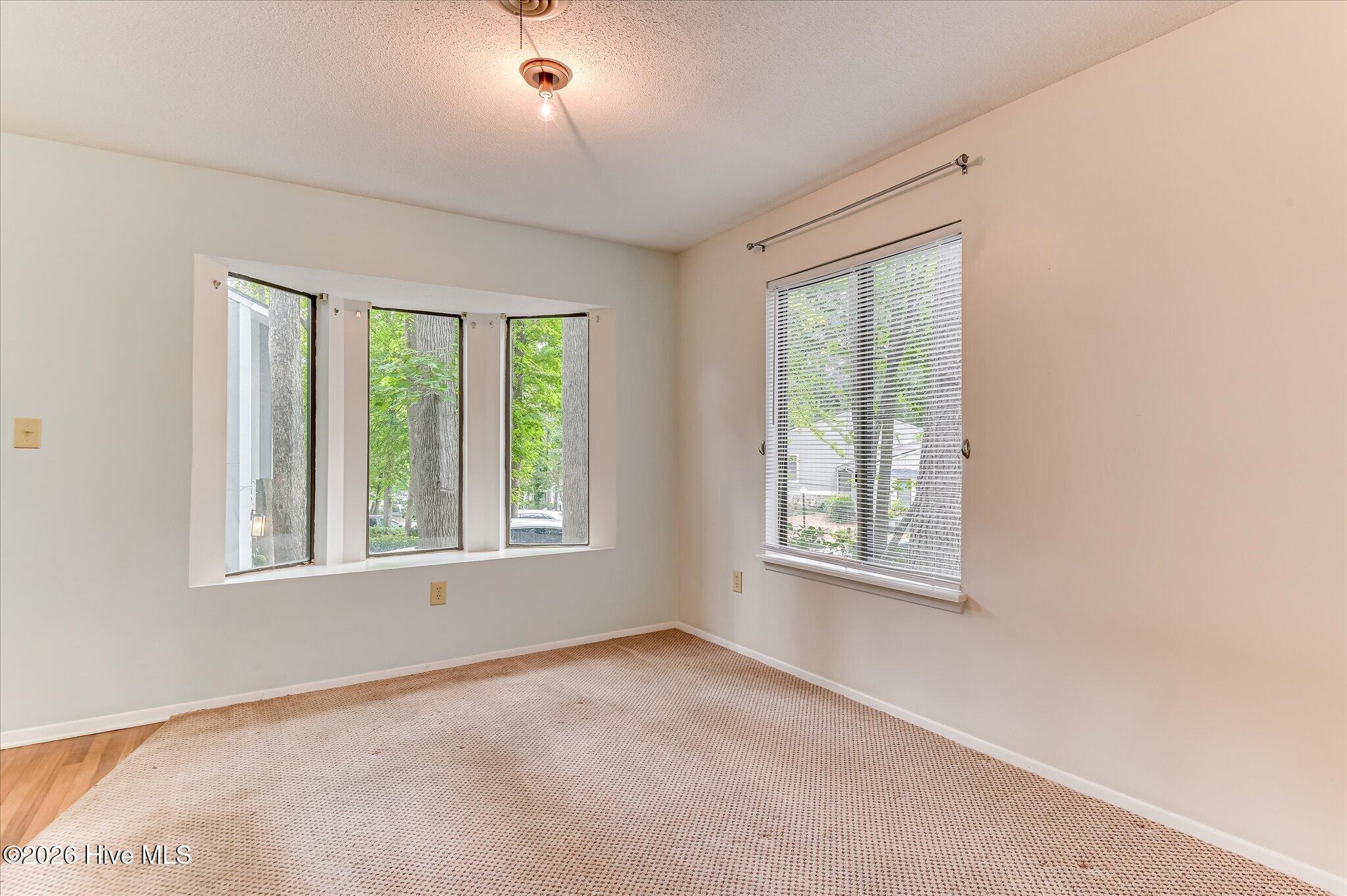 846 Wimbledon Drive Property Photo 10