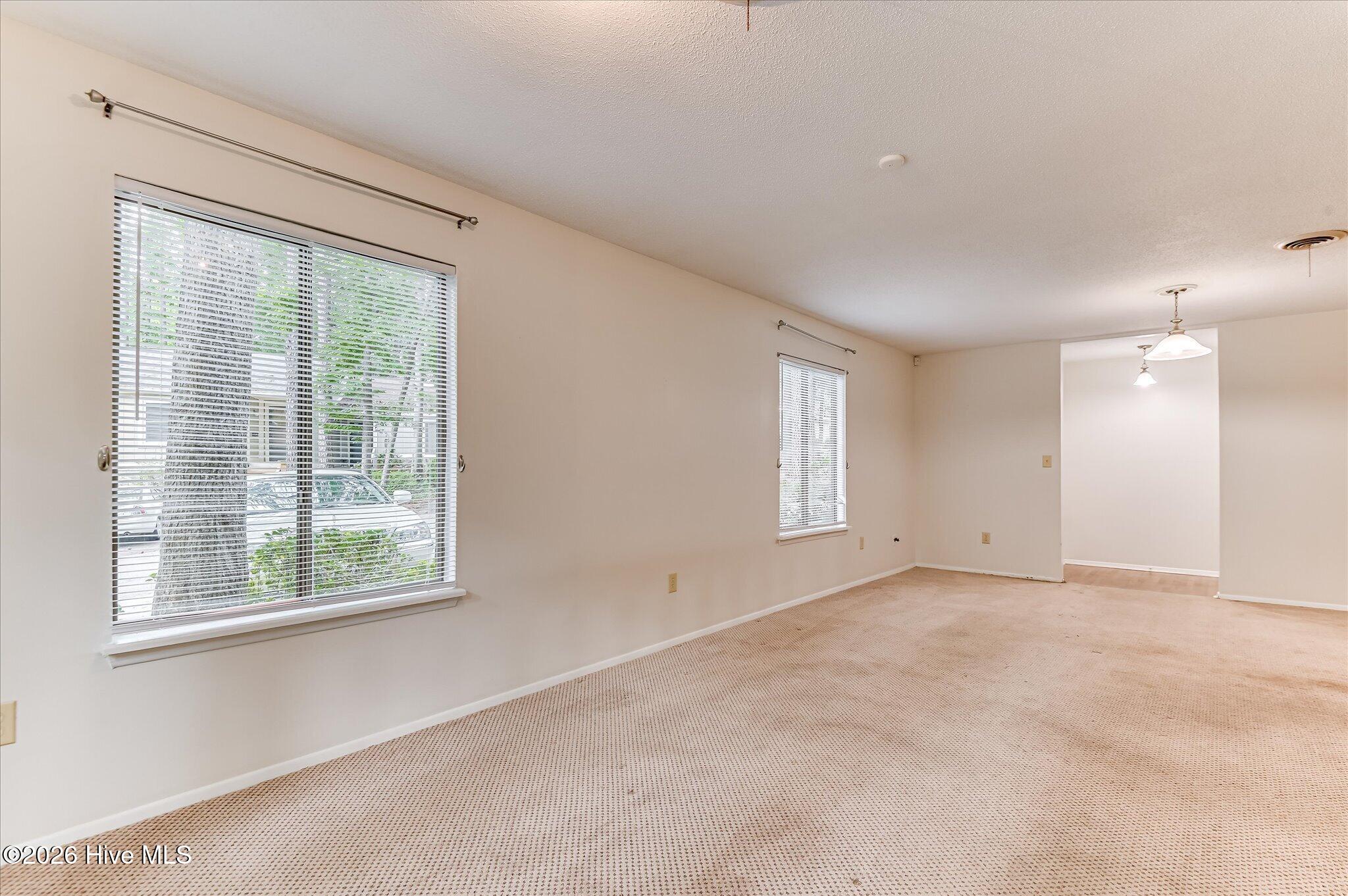 846 Wimbledon Drive Property Photo 11