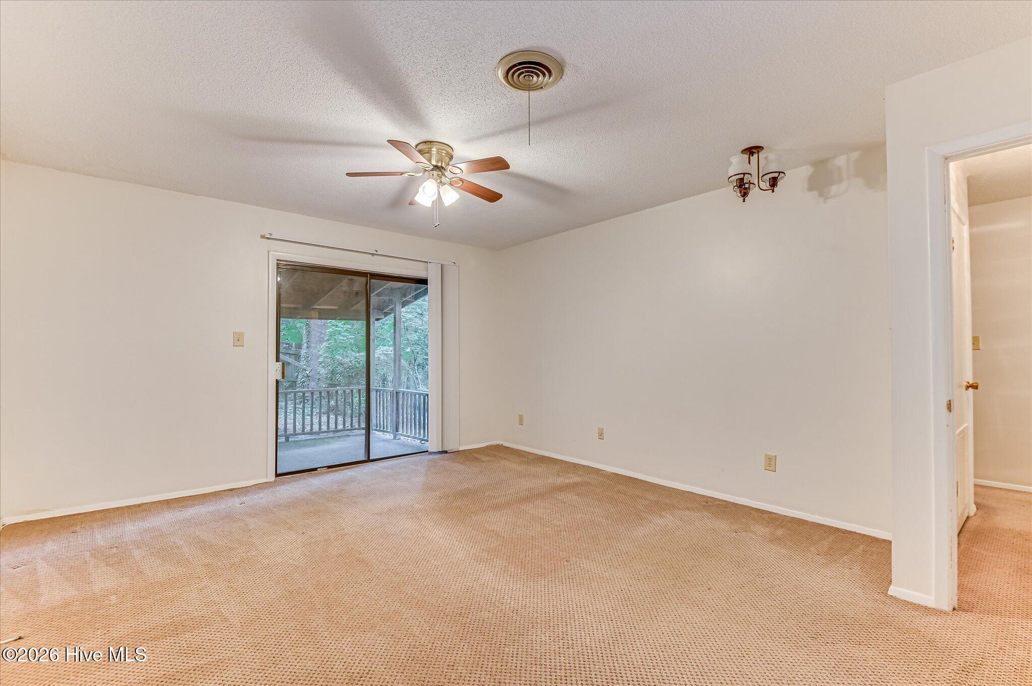 846 Wimbledon Drive Property Photo 22