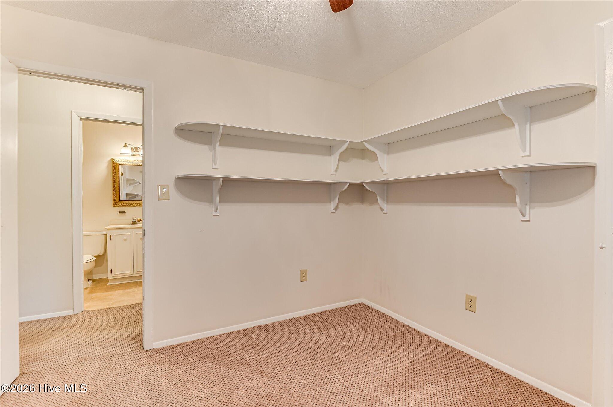 846 Wimbledon Drive Property Photo 29