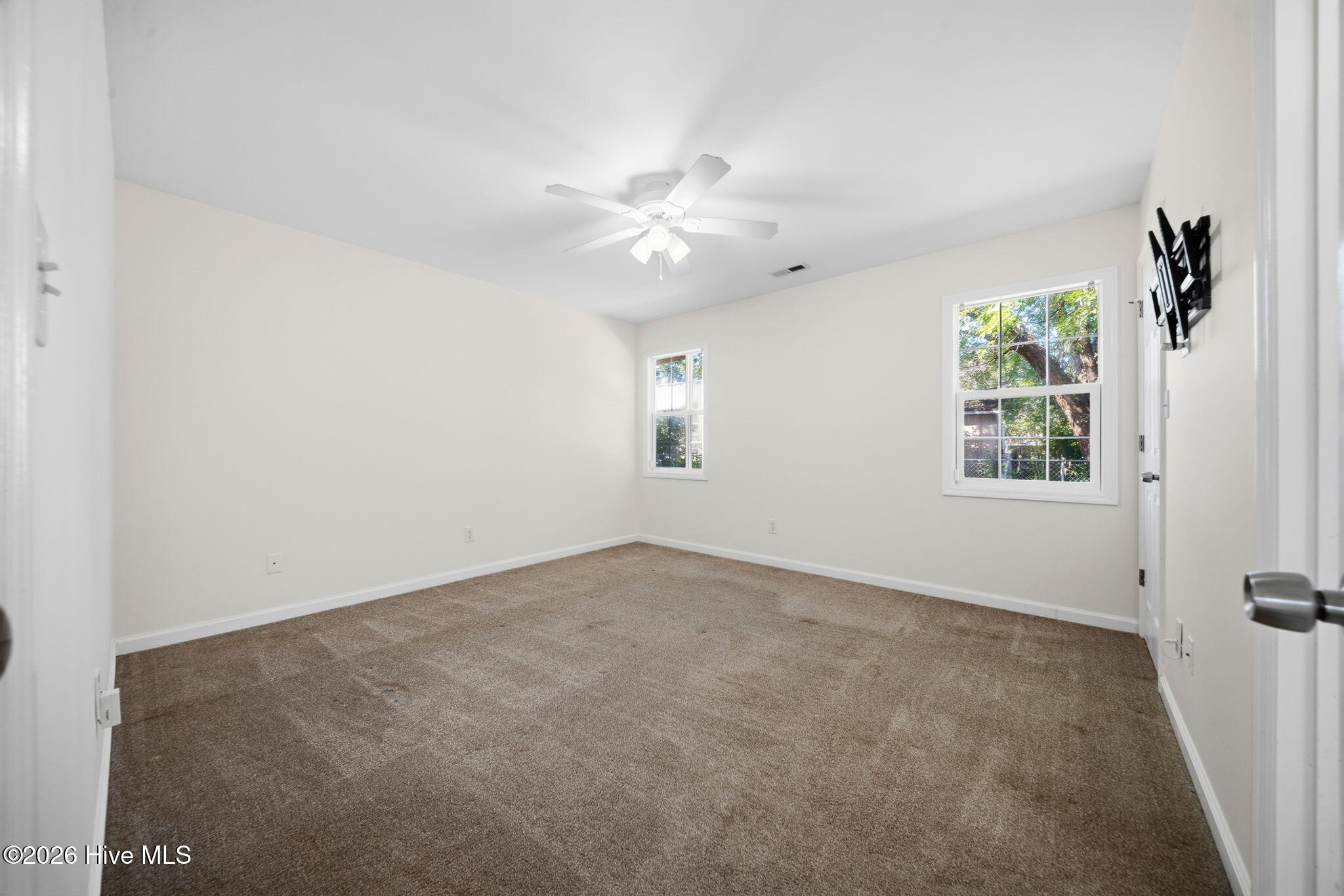 700 Covington Court Property Photo 23
