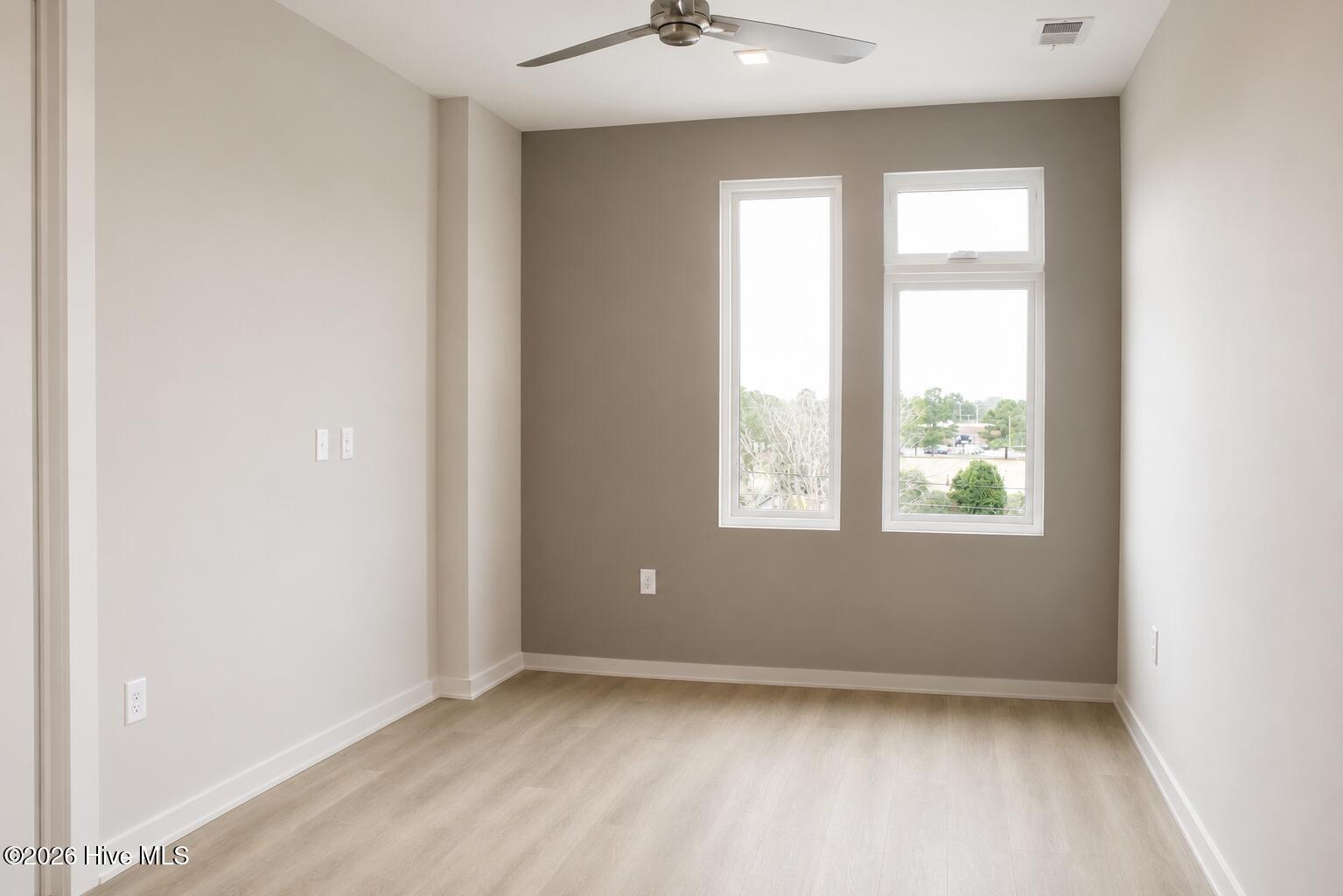 1108 Castle Street 307 Property Photo 4