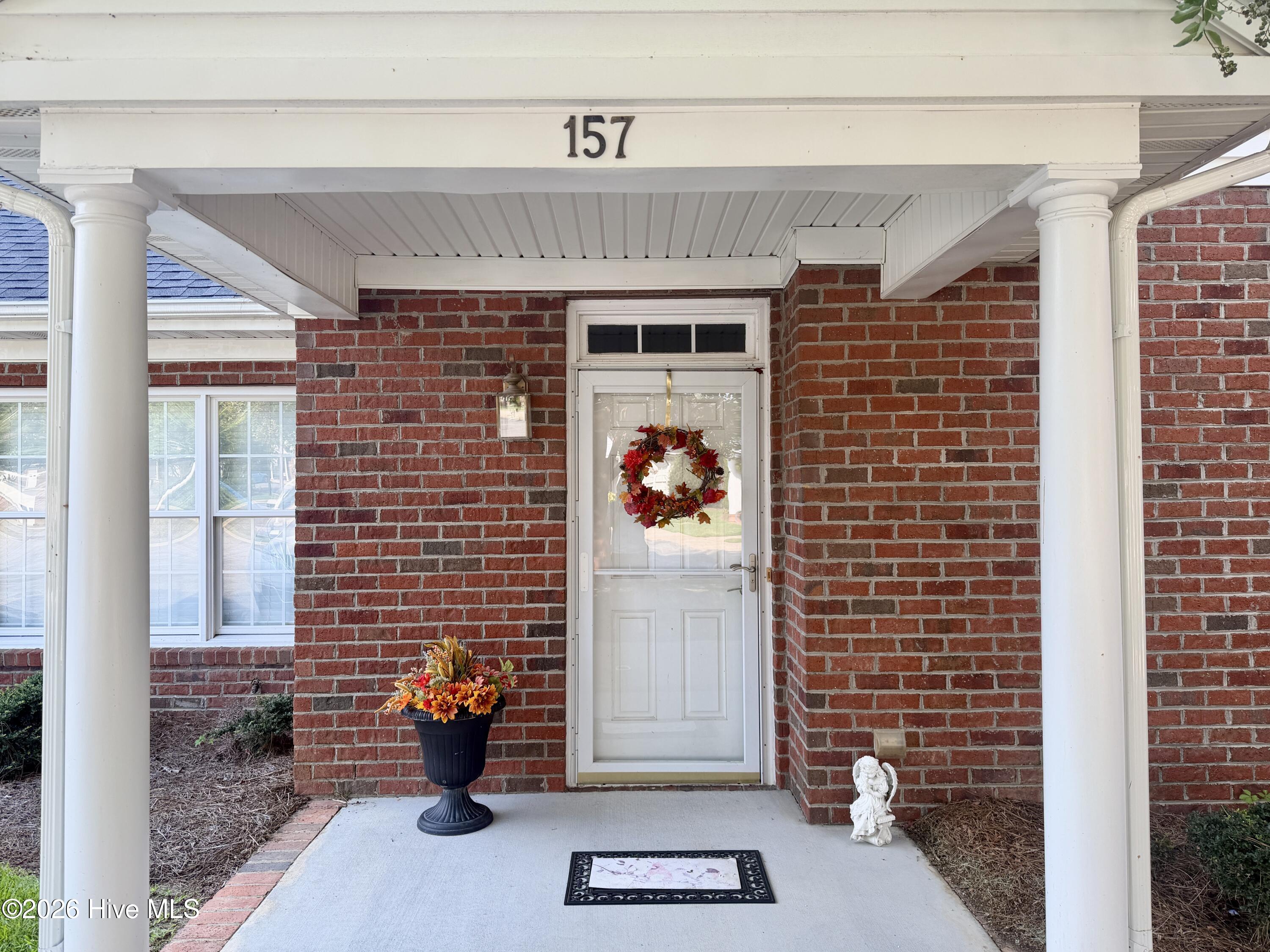 157 Irene Court Property Photo 2