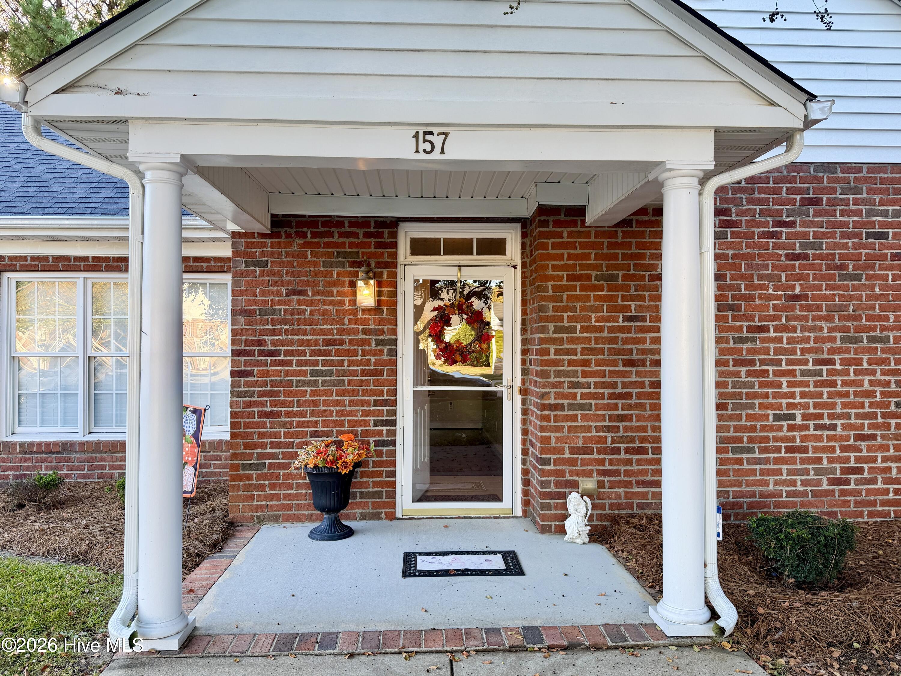157 Irene Court Property Photo 2