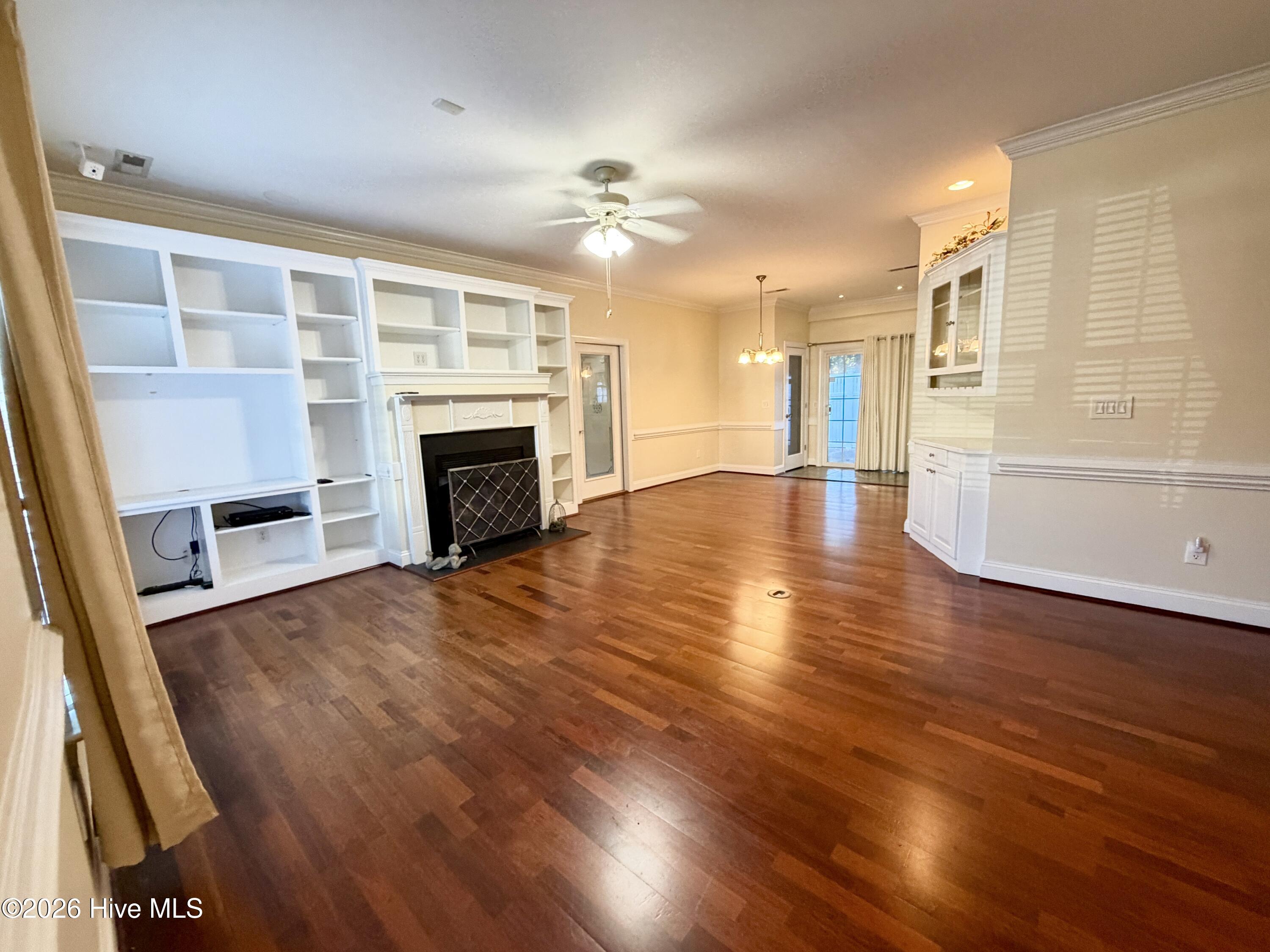 157 Irene Court Property Photo 4