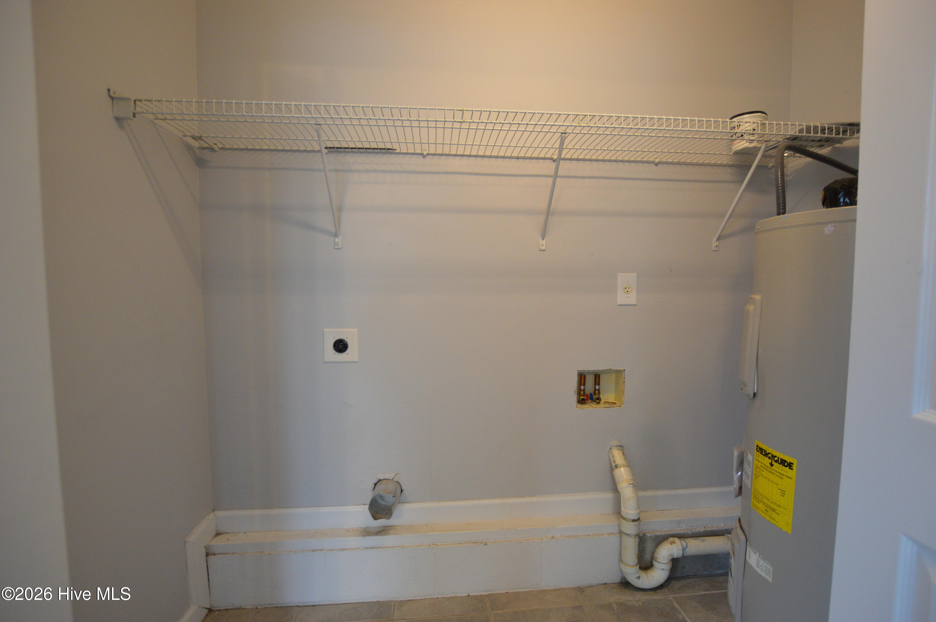 107 Esquire Drive Property Photo 10