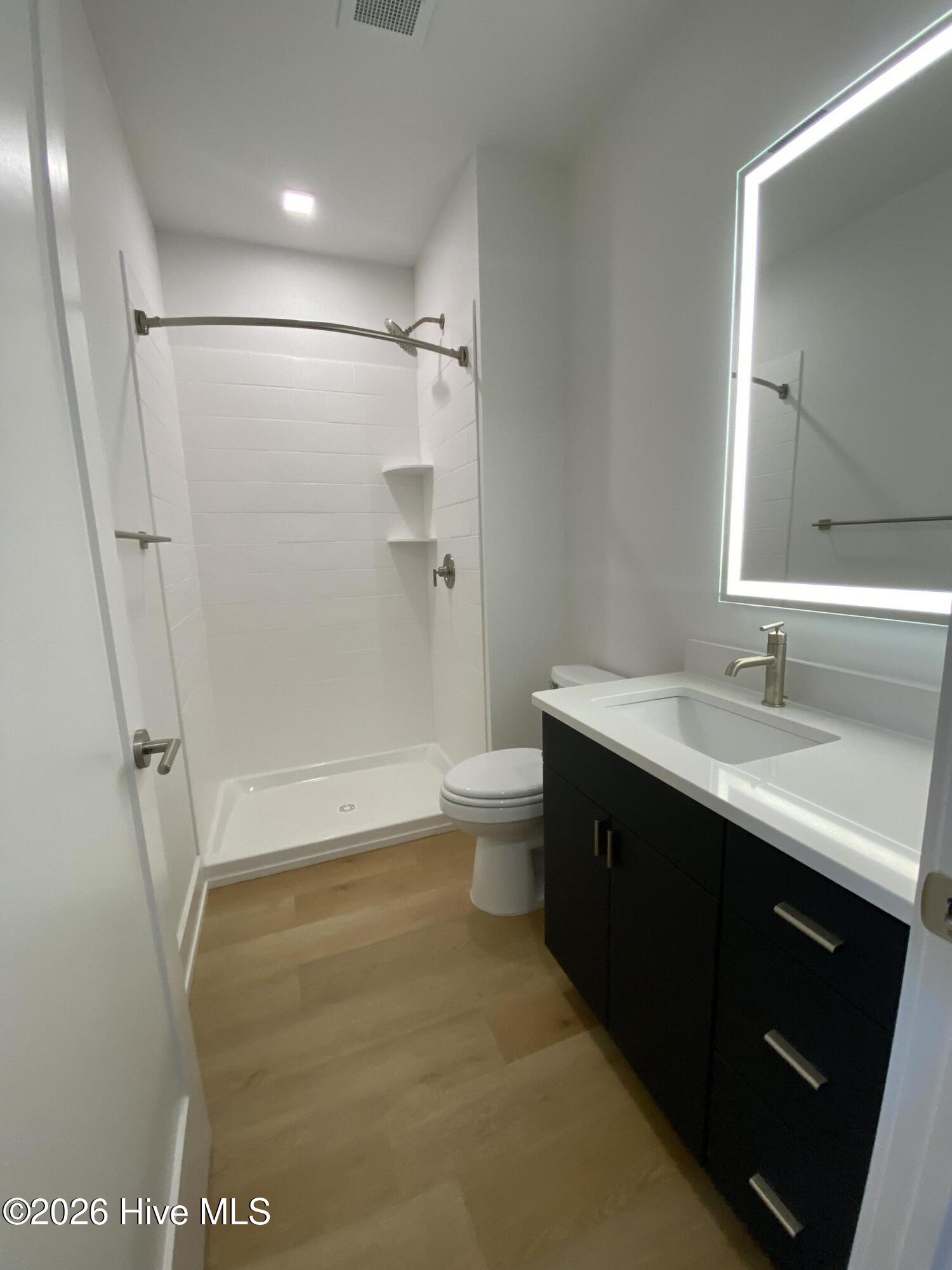 1704 Church Street 206 Property Photo 3