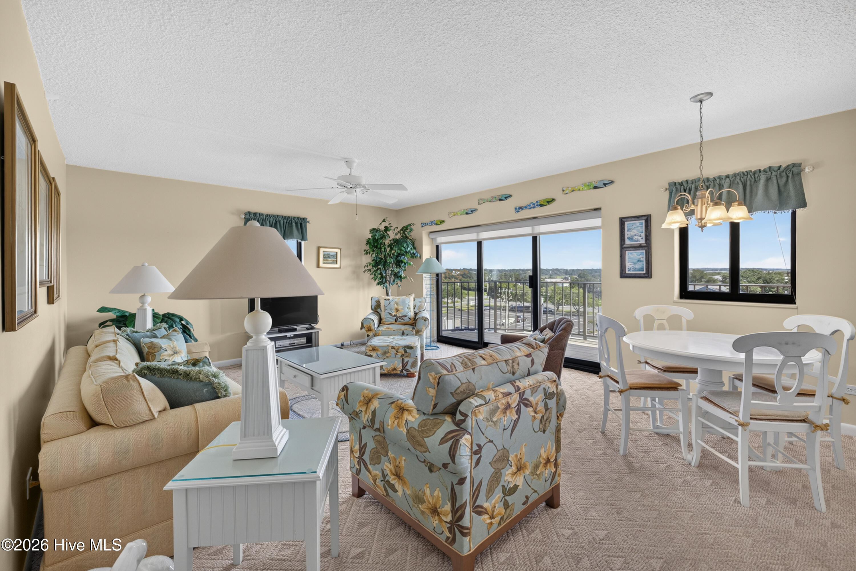 322 Causeway Drive Ste 601 Property Photo 6