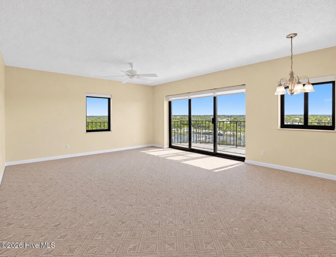 322 Causeway Drive Ste 601 Property Photo 10