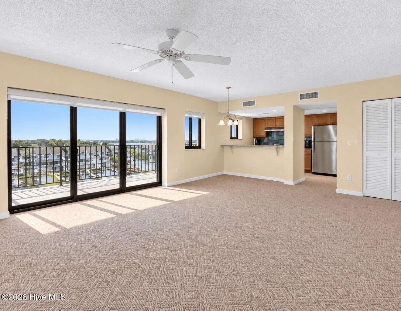322 Causeway Drive Ste 601 Property Photo 12