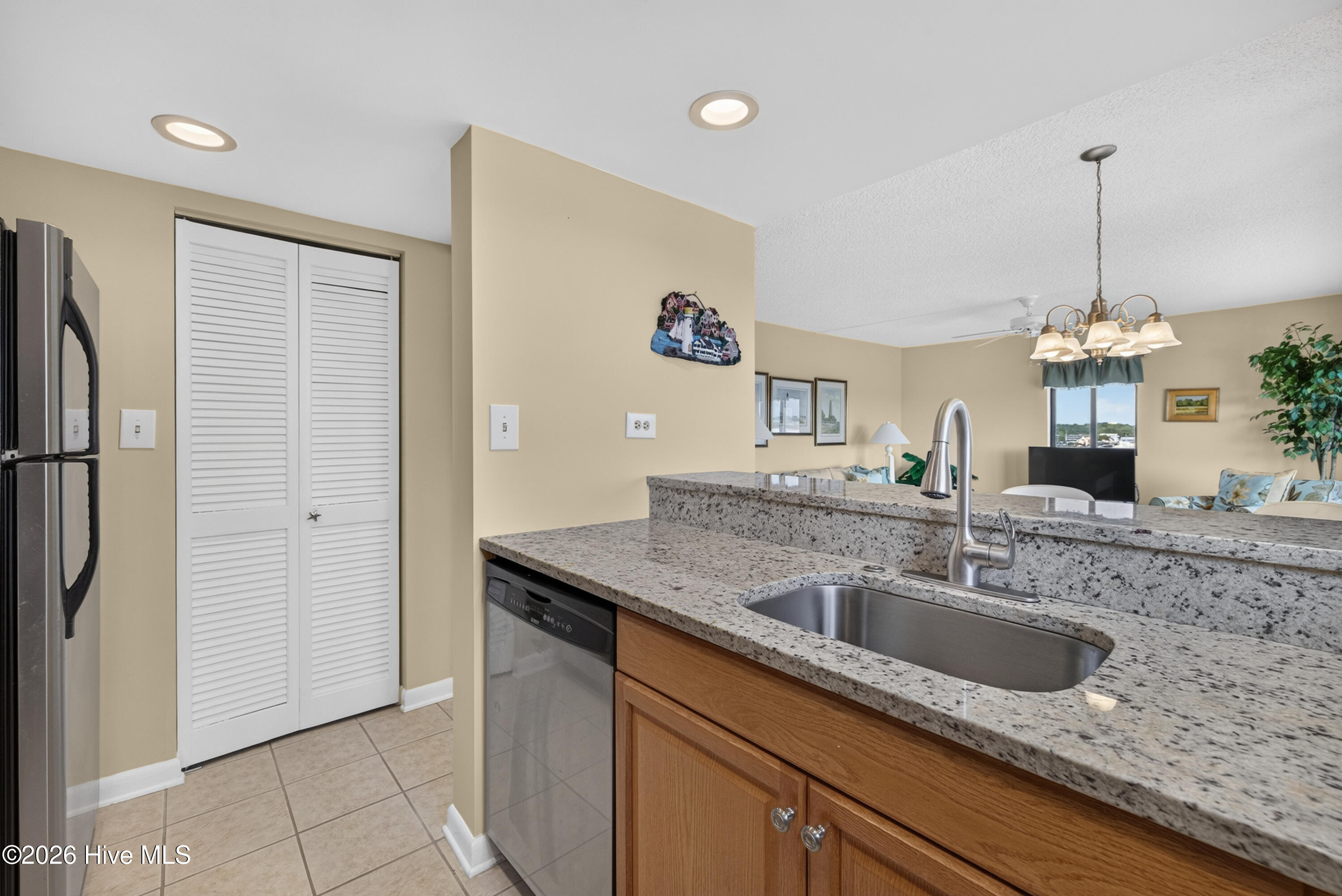 322 Causeway Drive Ste 601 Property Photo 18