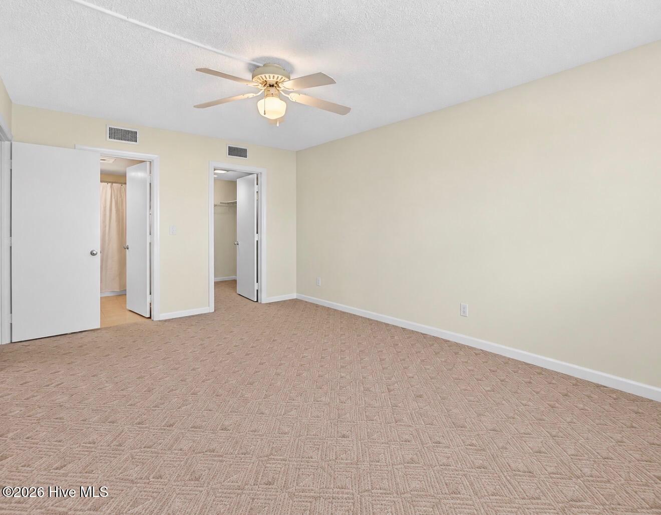 322 Causeway Drive Ste 601 Property Photo 27