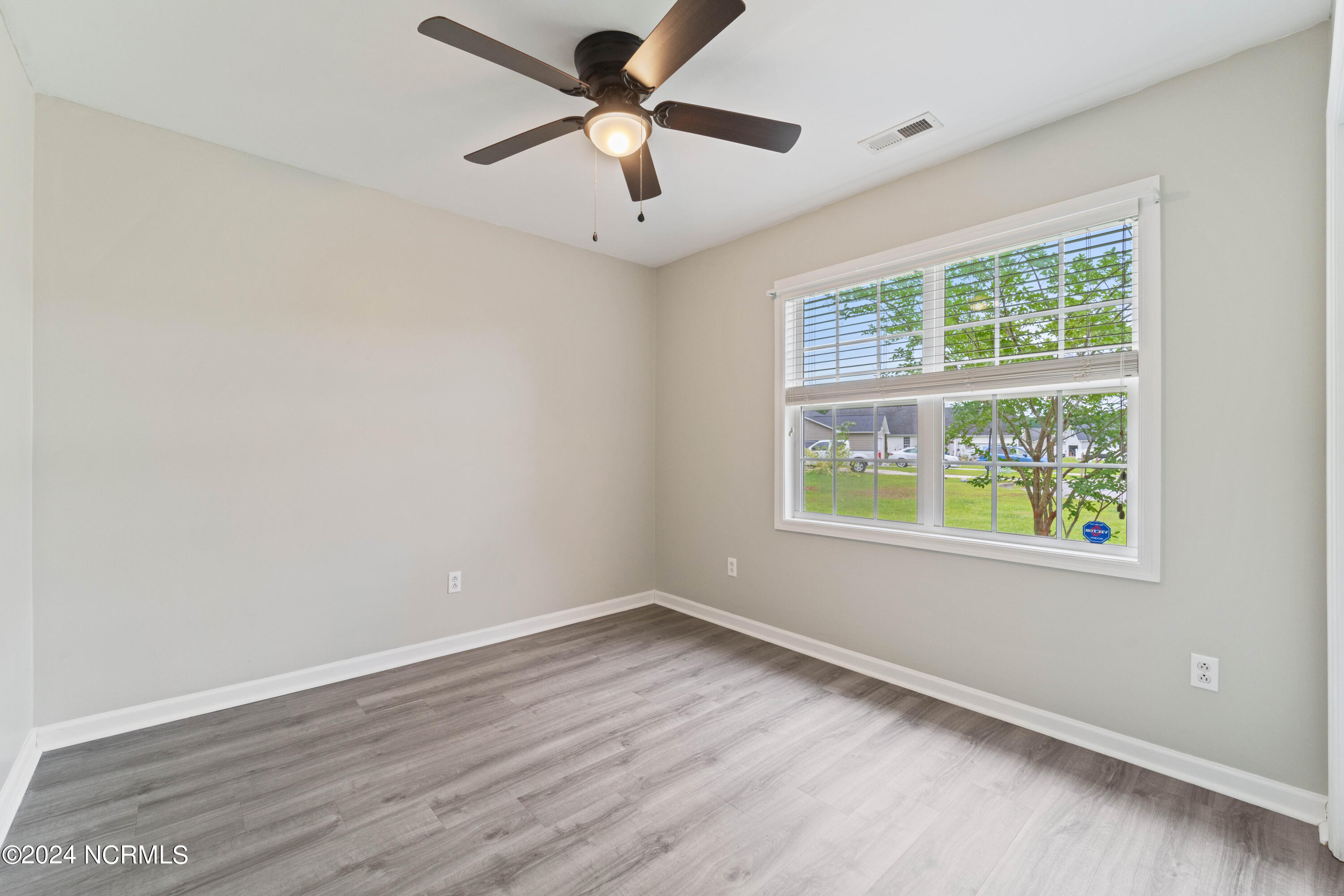 106 Cona Court Property Photo 3