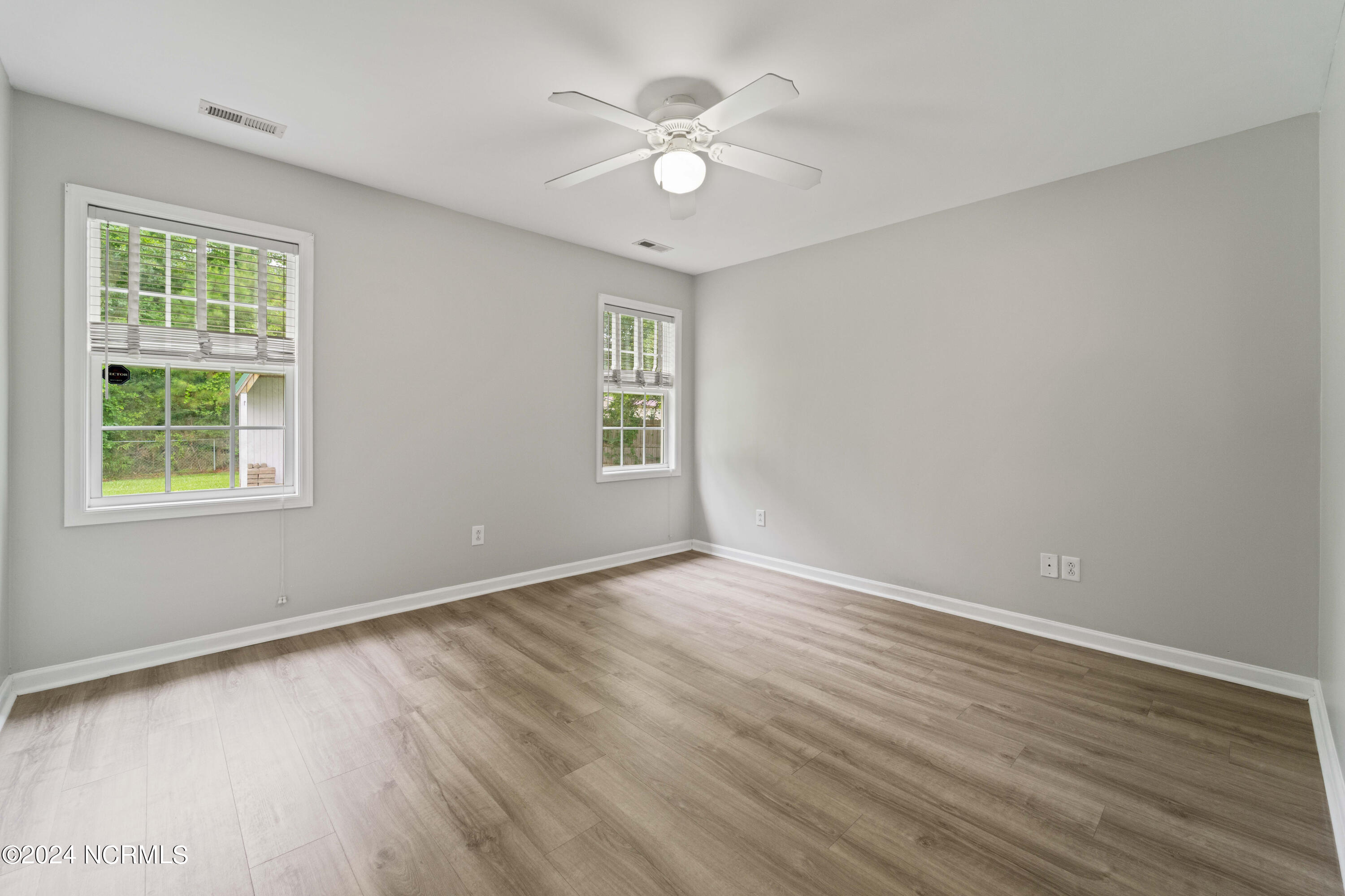 106 Cona Court Property Photo 7