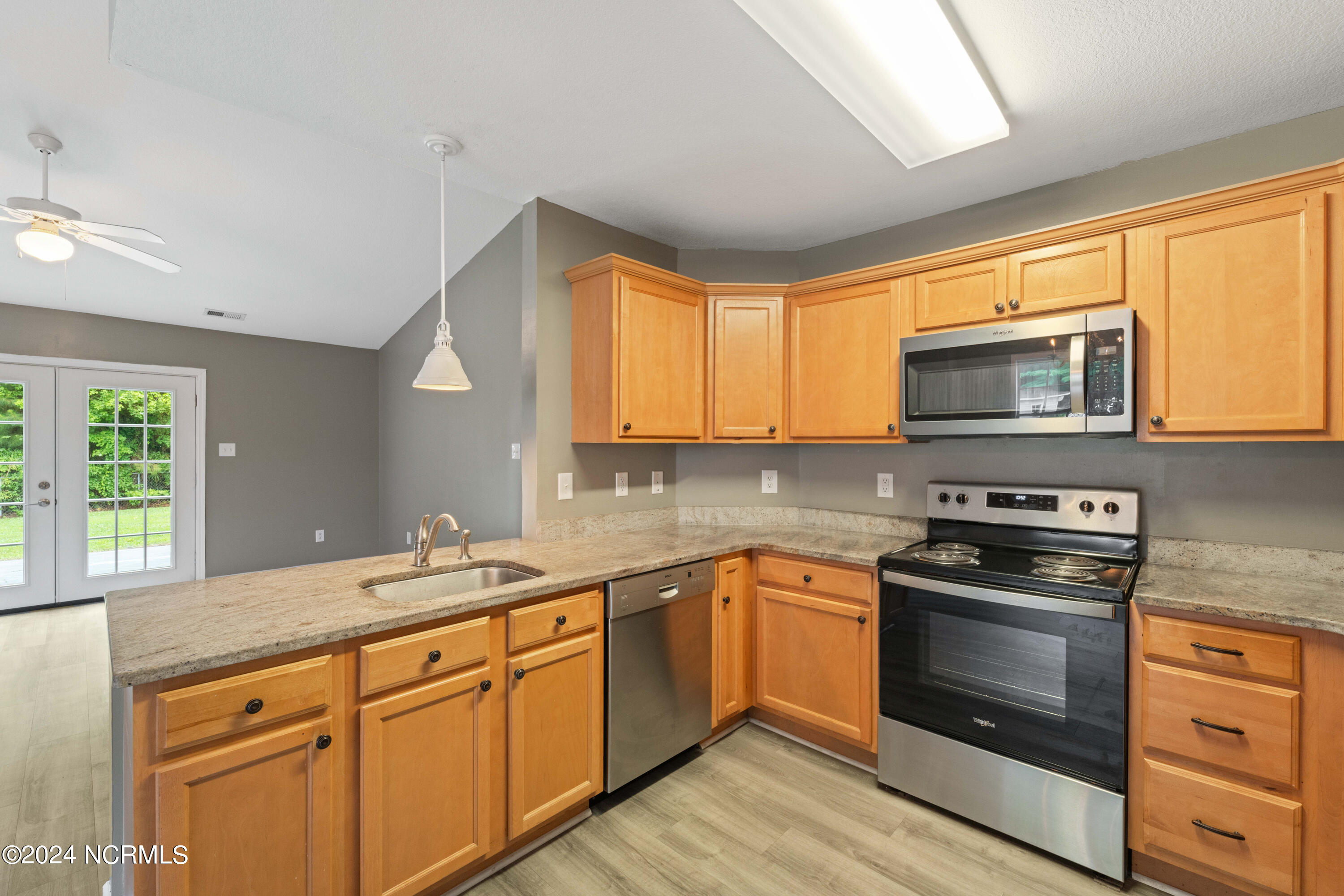 106 Cona Court Property Photo 15