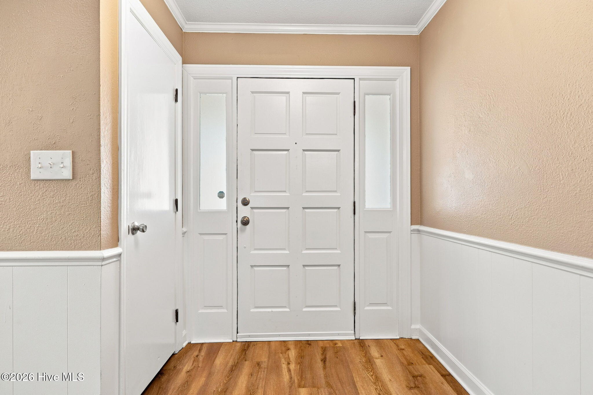 3809 Robin Road Property Photo 4